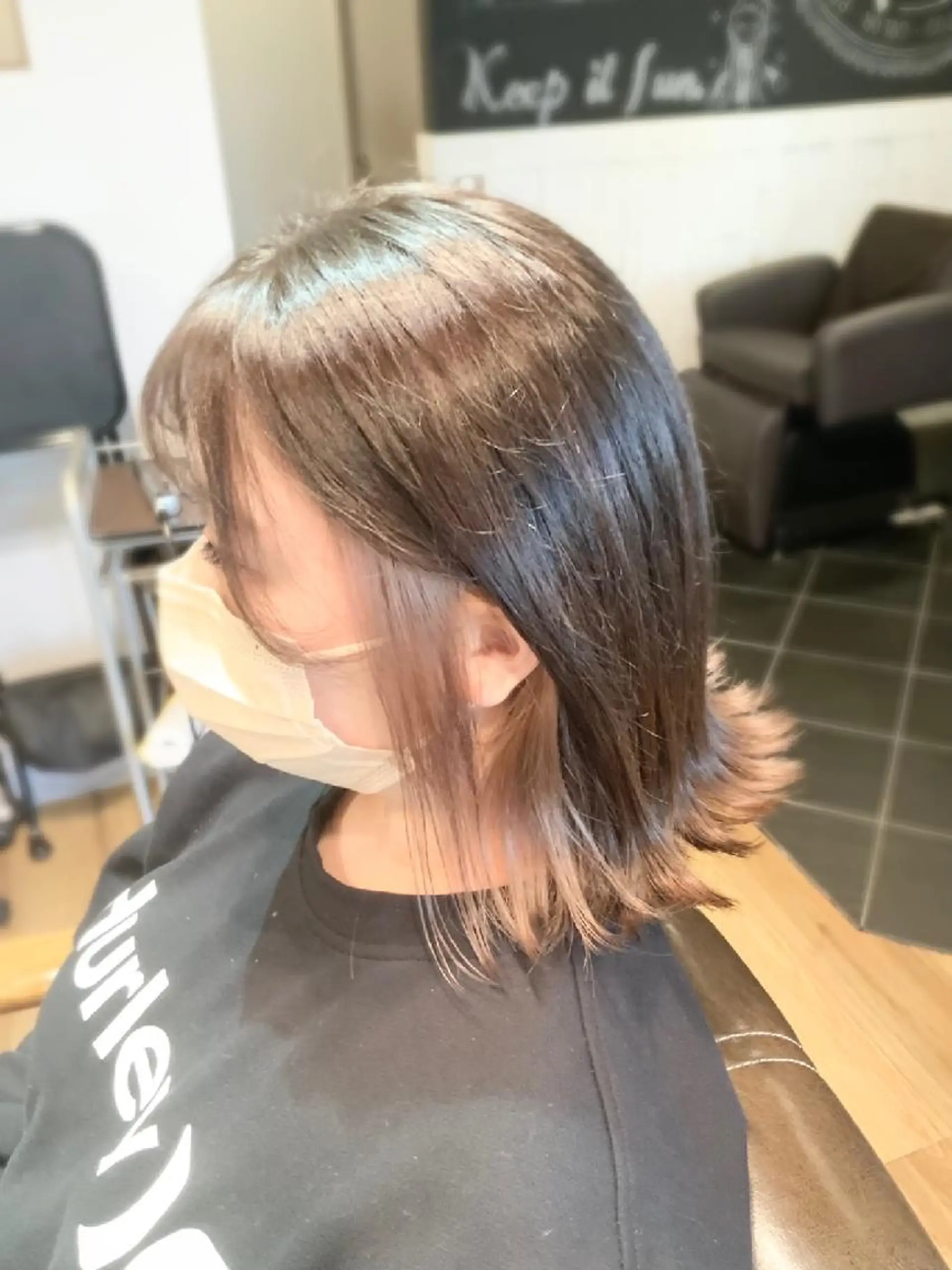 カラー グレージュ ヘアカラー 堀 望美のヘアスタイル