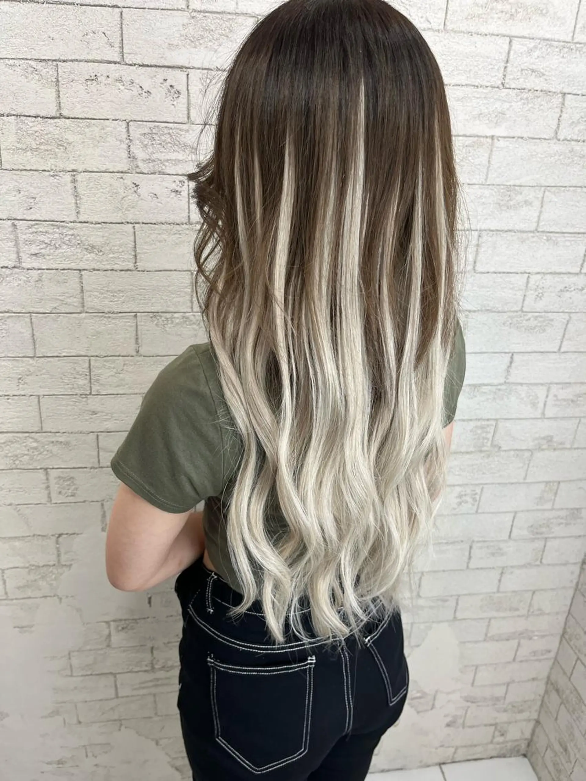 ロング Eleanor立川北口所属・🦋YUI 髪質改善 ブリーチ　着付け🦋のヘアスタイル