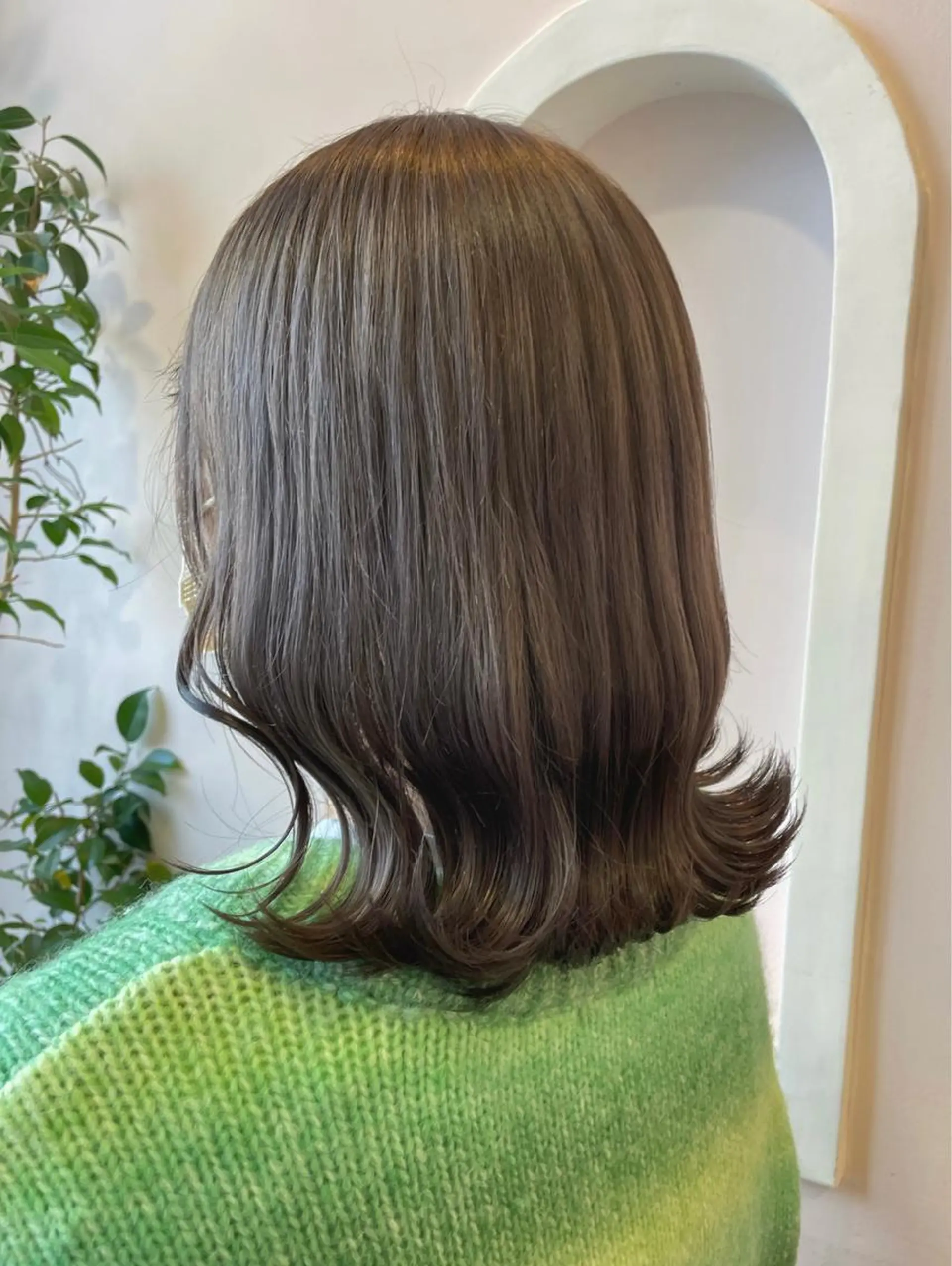 ミディアム カラー ヘアアレンジ ベージュカラー オリーブベージュ 🌸HONOKA🌸 【グレージュ】のヘアスタイル