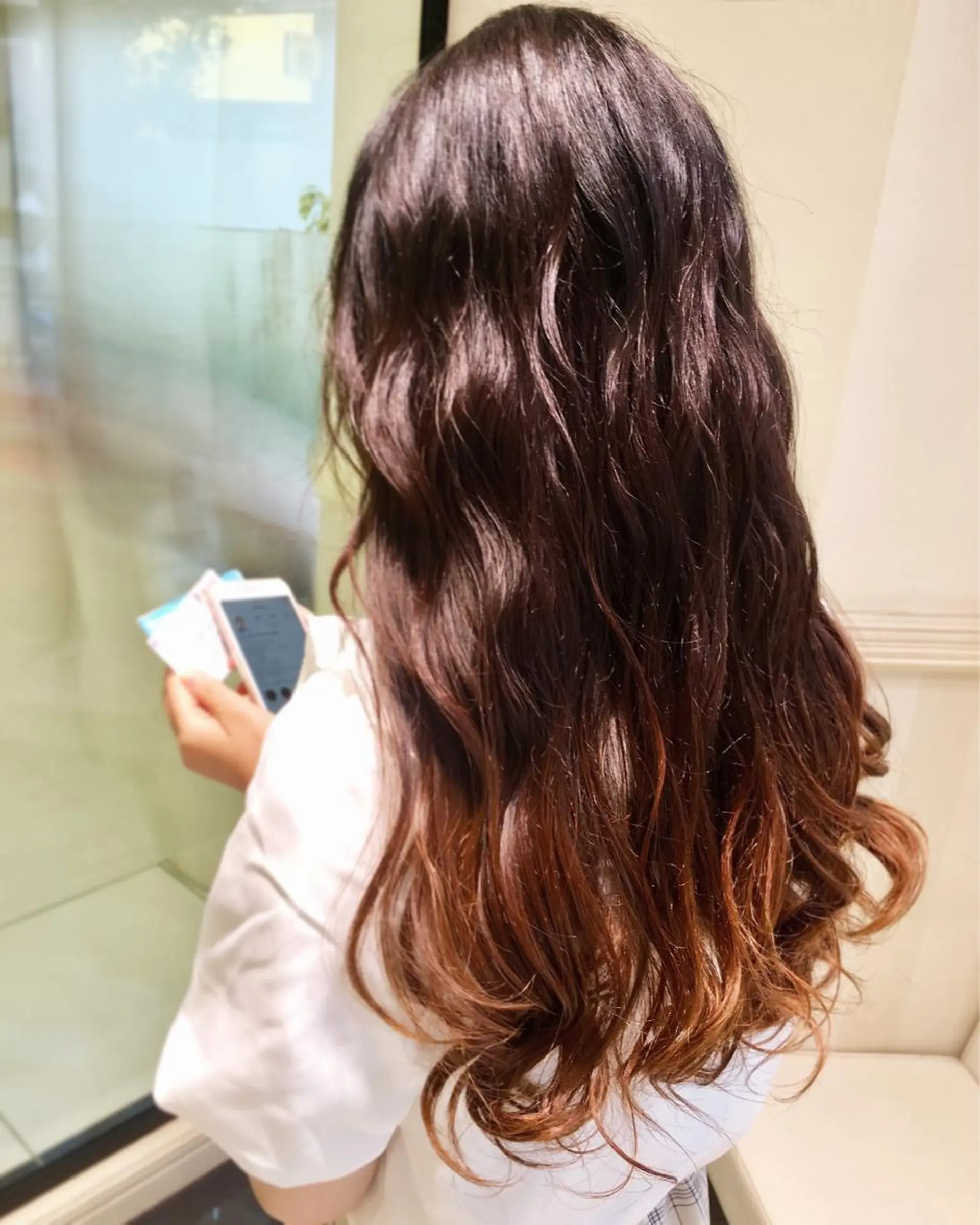 ロング カラー グラデーションカラー カット ヘアカラー トリートメント N° jillva ♦️川端裕司♦️のヘアスタイル