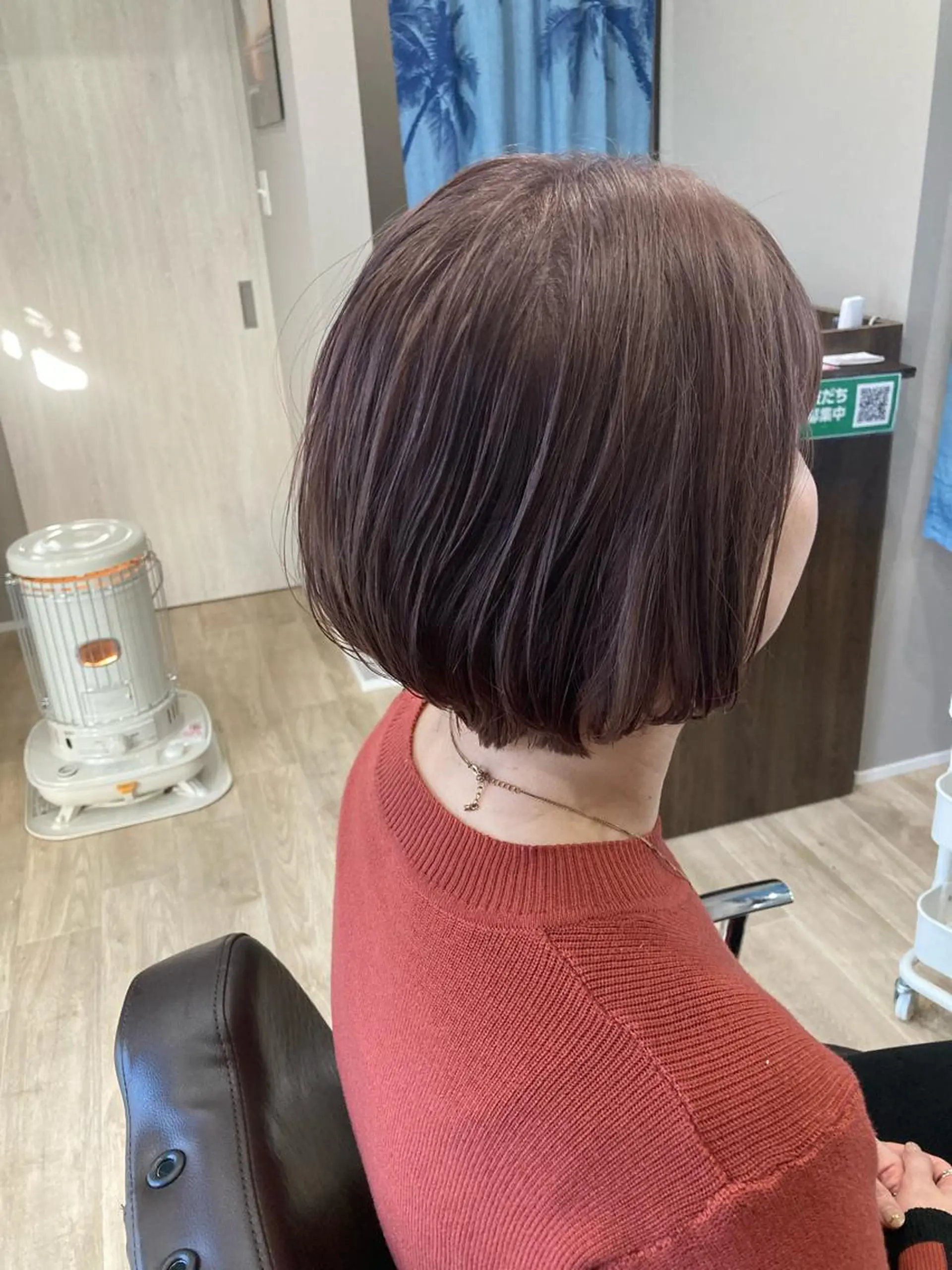 ミディアム カラー ベージュカラー ピンクカラー ピンクベージュ ヘアカラー Hair room Leaのヘアスタイル