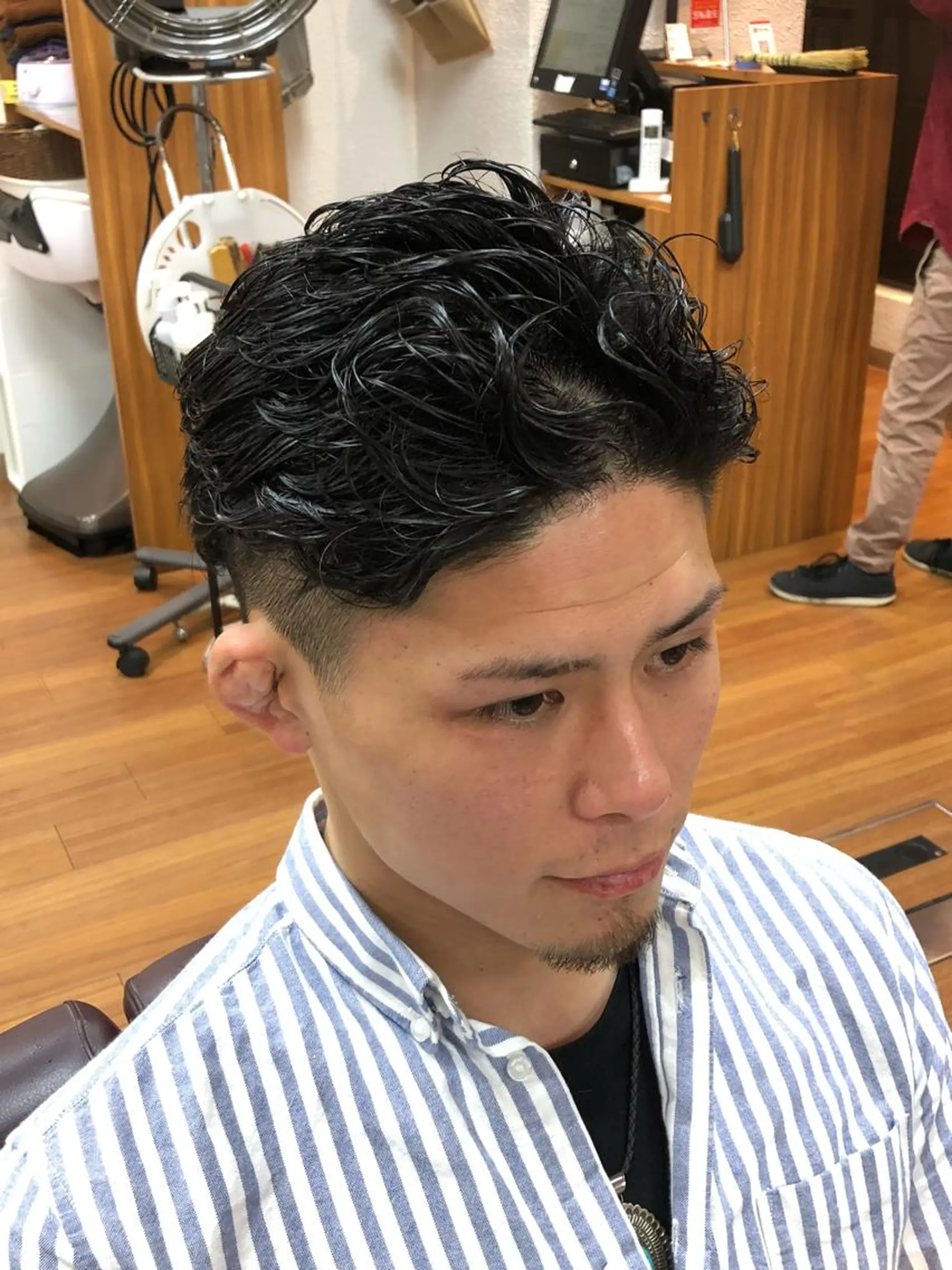 ショート パーマ メンズ 🏝川津瑛二🧖♀ 極上パーマ&カラー⭕のエステ・リラクイメージ