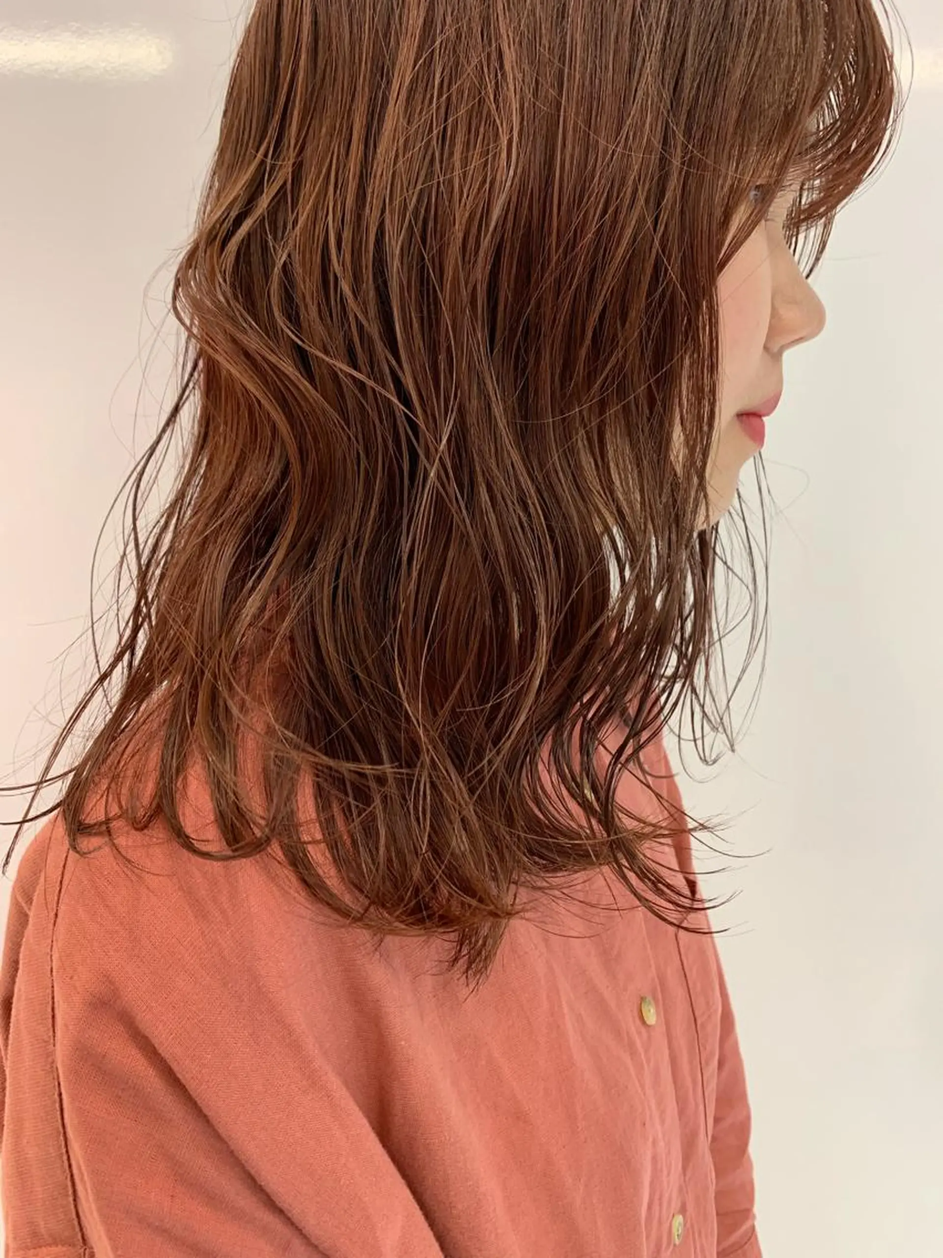 ミディアム ハッシュカット/ハイ トーン/MANAMIのヘアスタイル