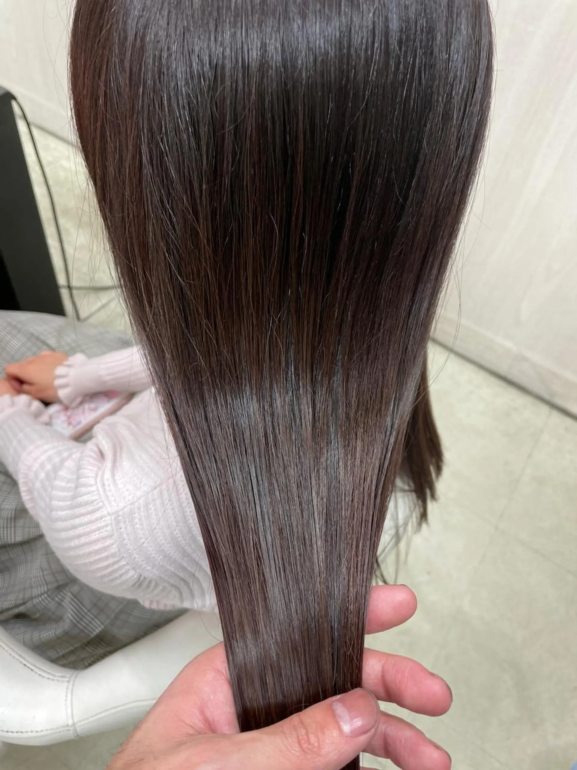 セミロング カット 縮毛矯正 le. pidorgeのヘアスタイル