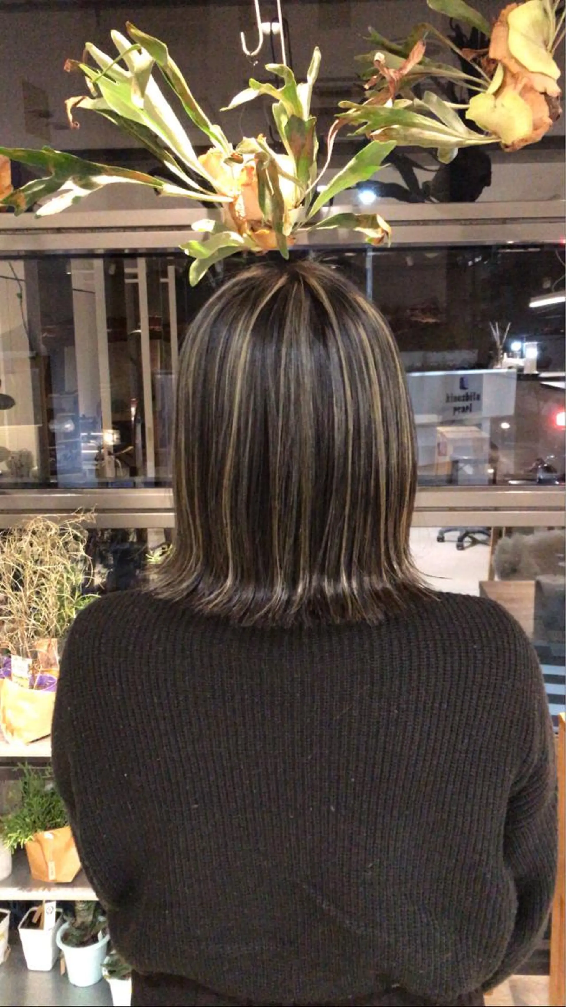 ミディアム ハイライト 菅原 彩加のヘアスタイル