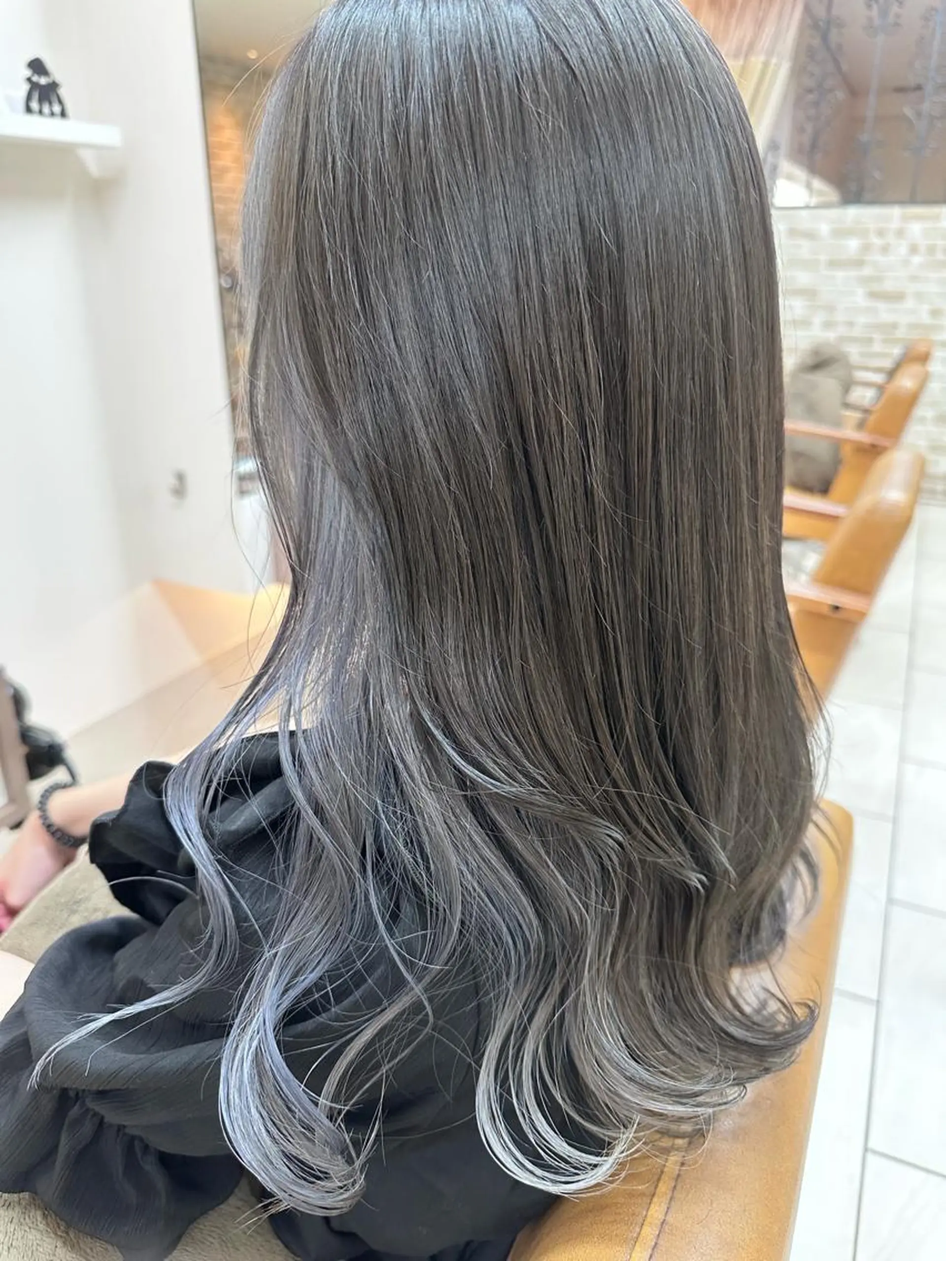 カラー インナーカラー 【寺田町】ソリハシ アキラのヘアスタイル