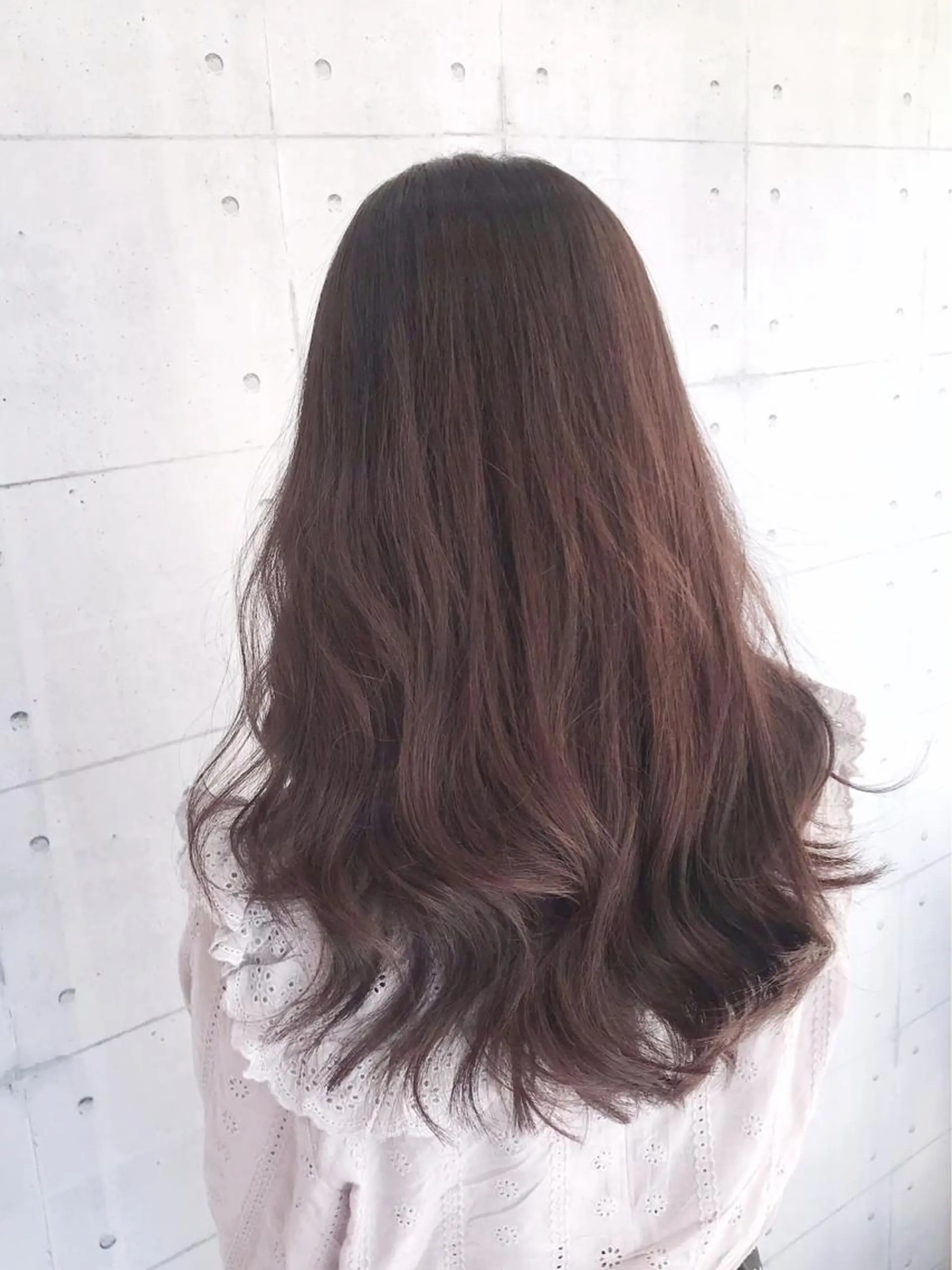 ロング カラー ブラウンカラー イルミナカラー ピンクカラー ピンクブラウン カット ヘアカラー トリートメント 高木 麻知子のヘアスタイル