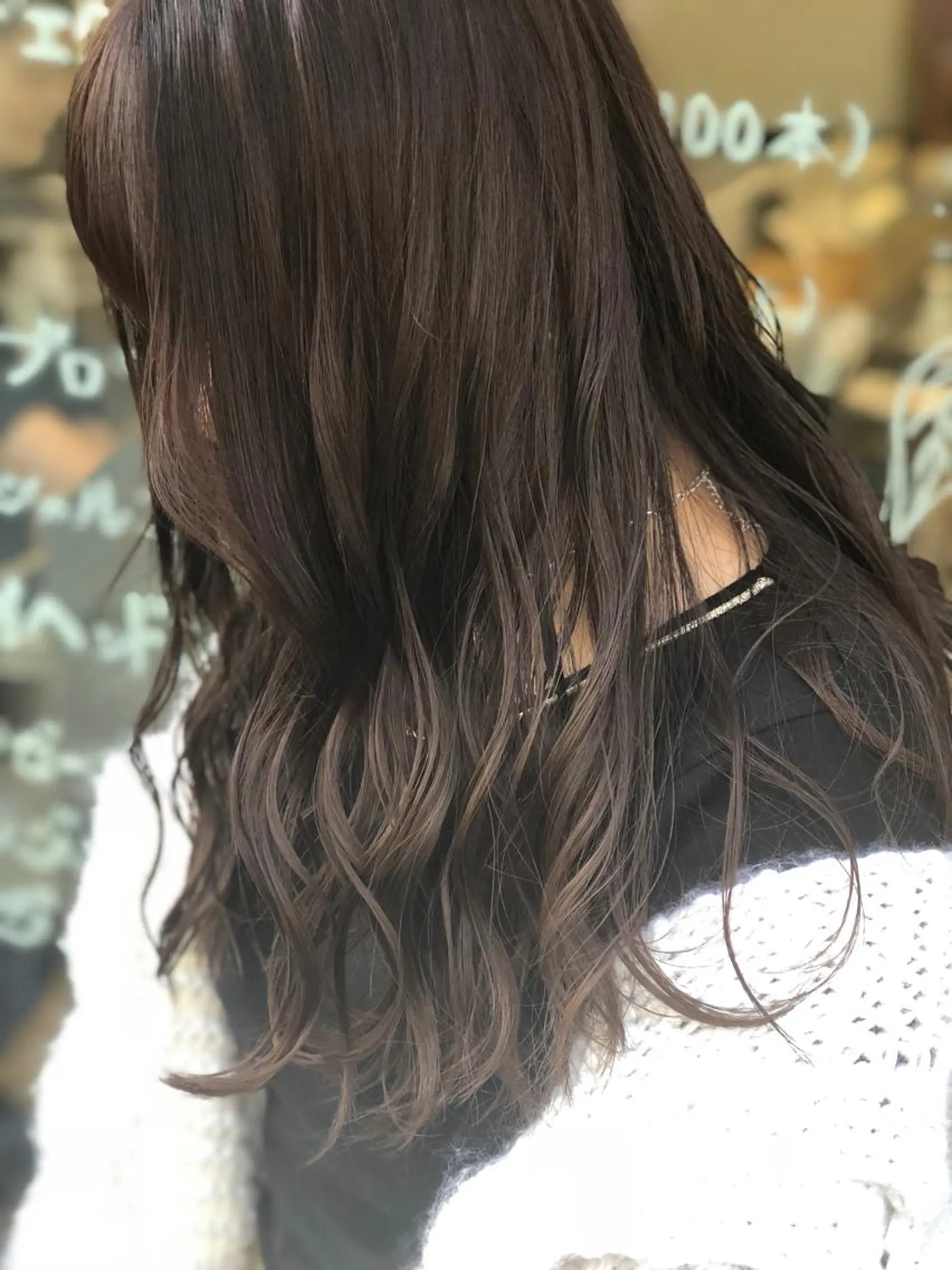 セミロング カラー 樋渡 侑希のヘアスタイル