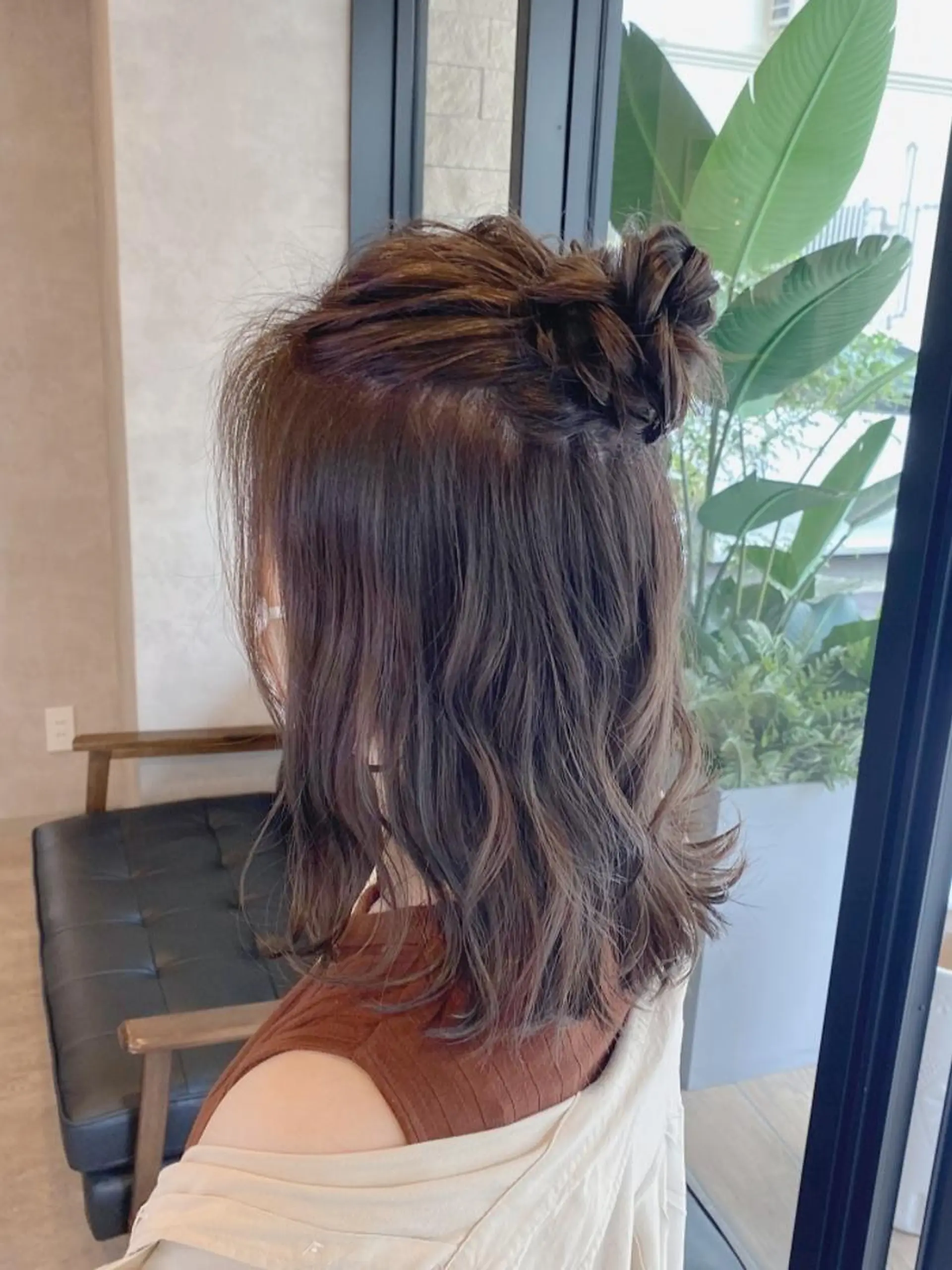 ミディアム ヘアアレンジ アッシュ ハイライト レイヤーカット ウルフカット RIENS♡xrea 山本優舞のヘアスタイル