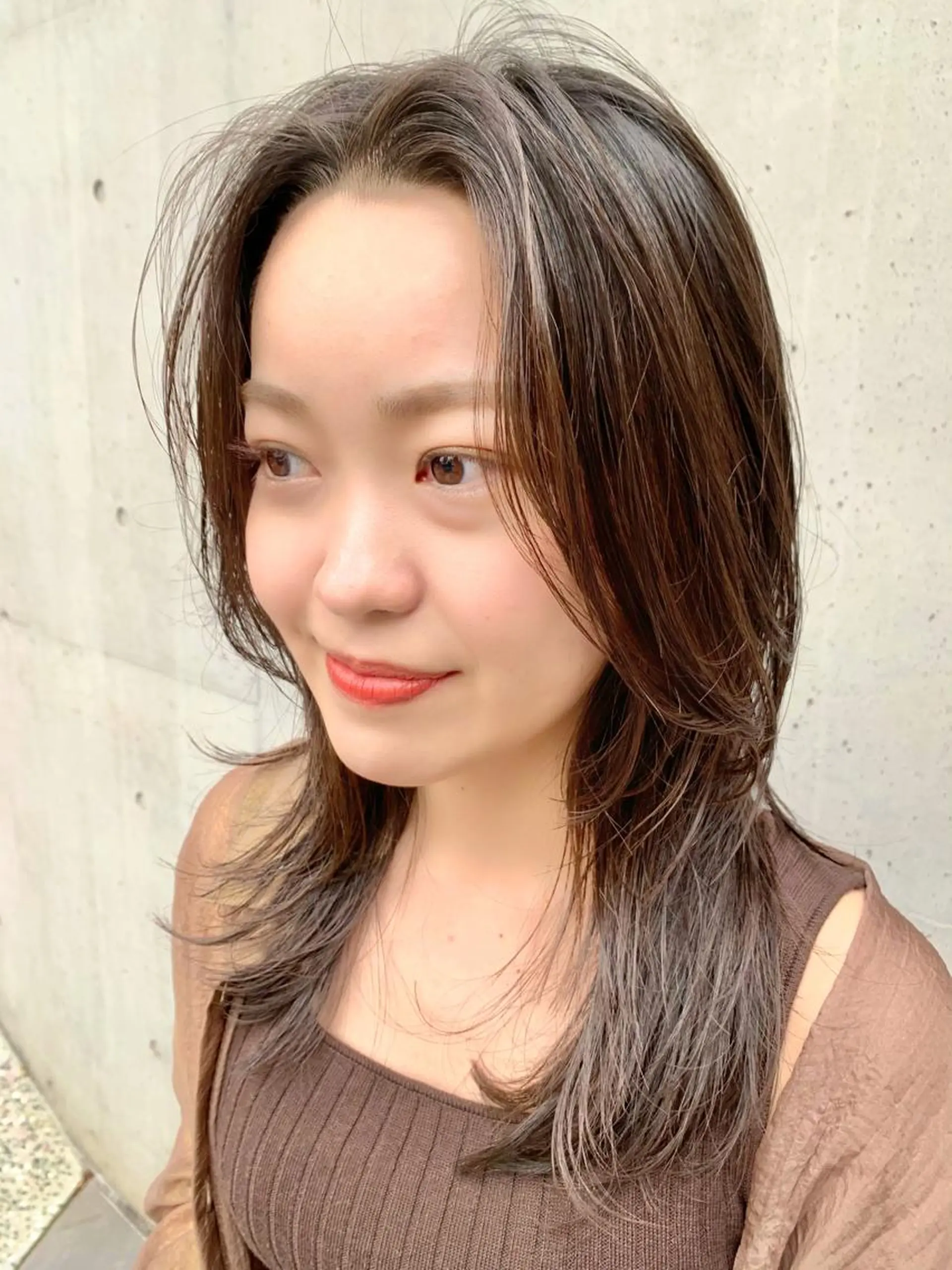 セミロング くびれヘア レイヤーカット コスメパーマ 佐藤　諒のヘアスタイル