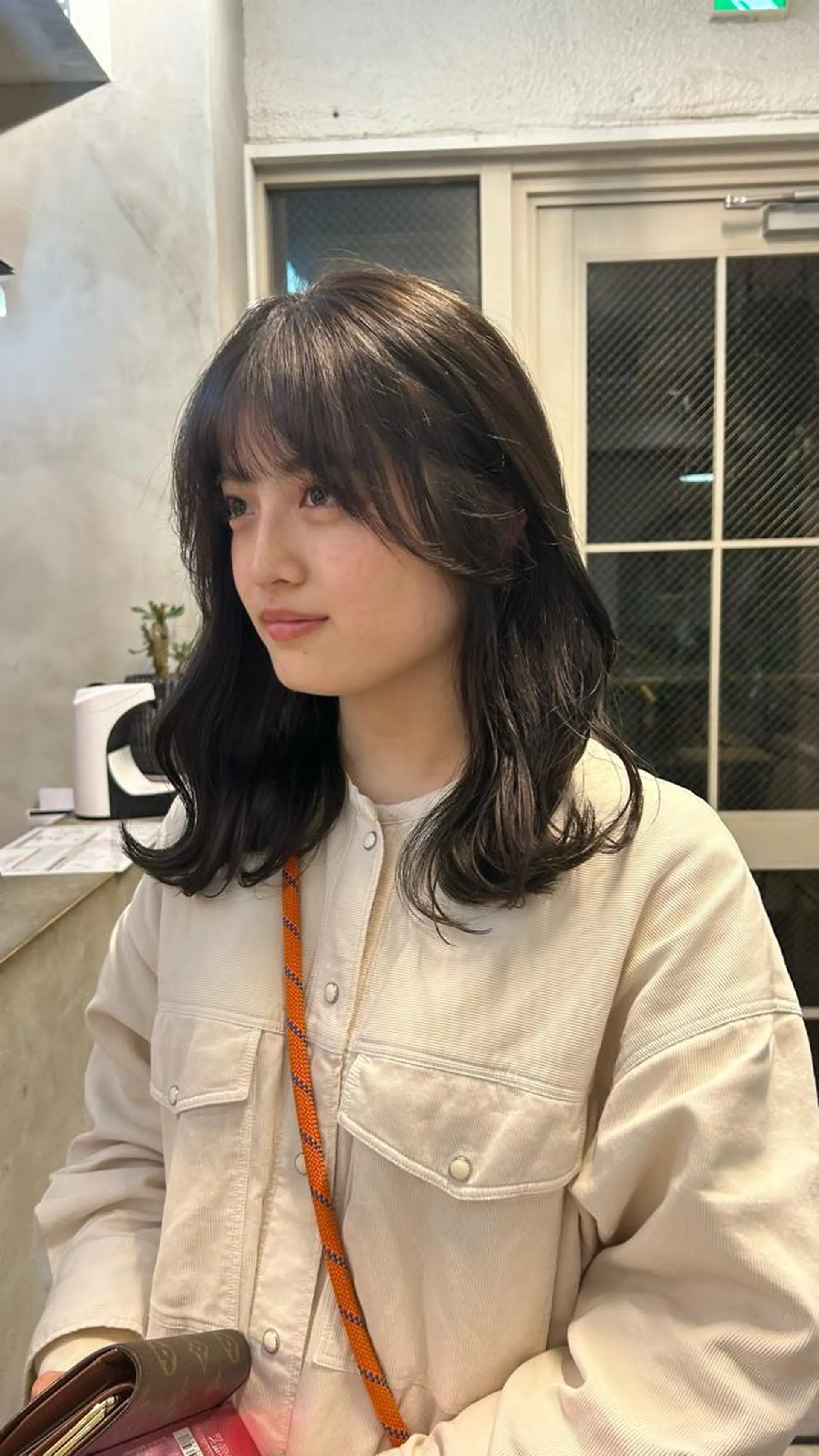 ミディアム カラー ブリーチ グレージュ ブリーチなしカラー ヘアカラー じゅわっと暖色カラー 🍊Moemiのヘアスタイル