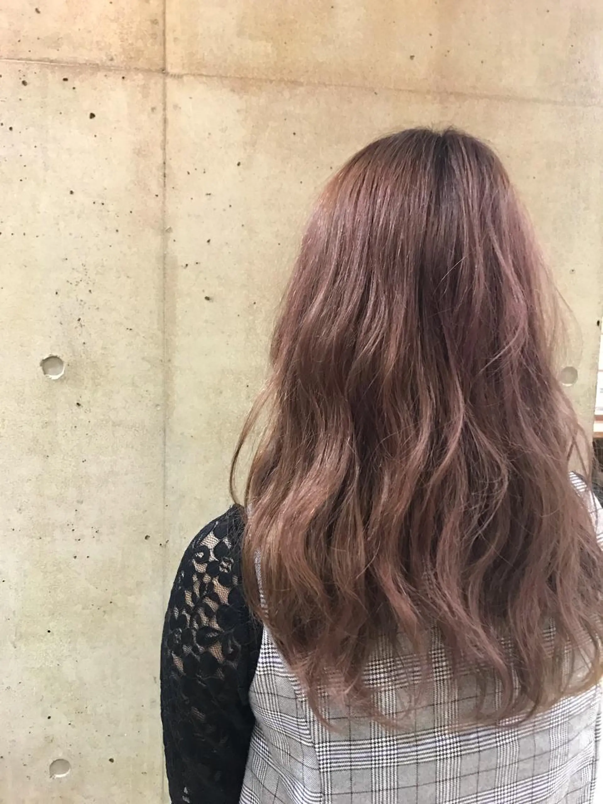 ロング カラー 一ノ瀬 蘭のヘアスタイル