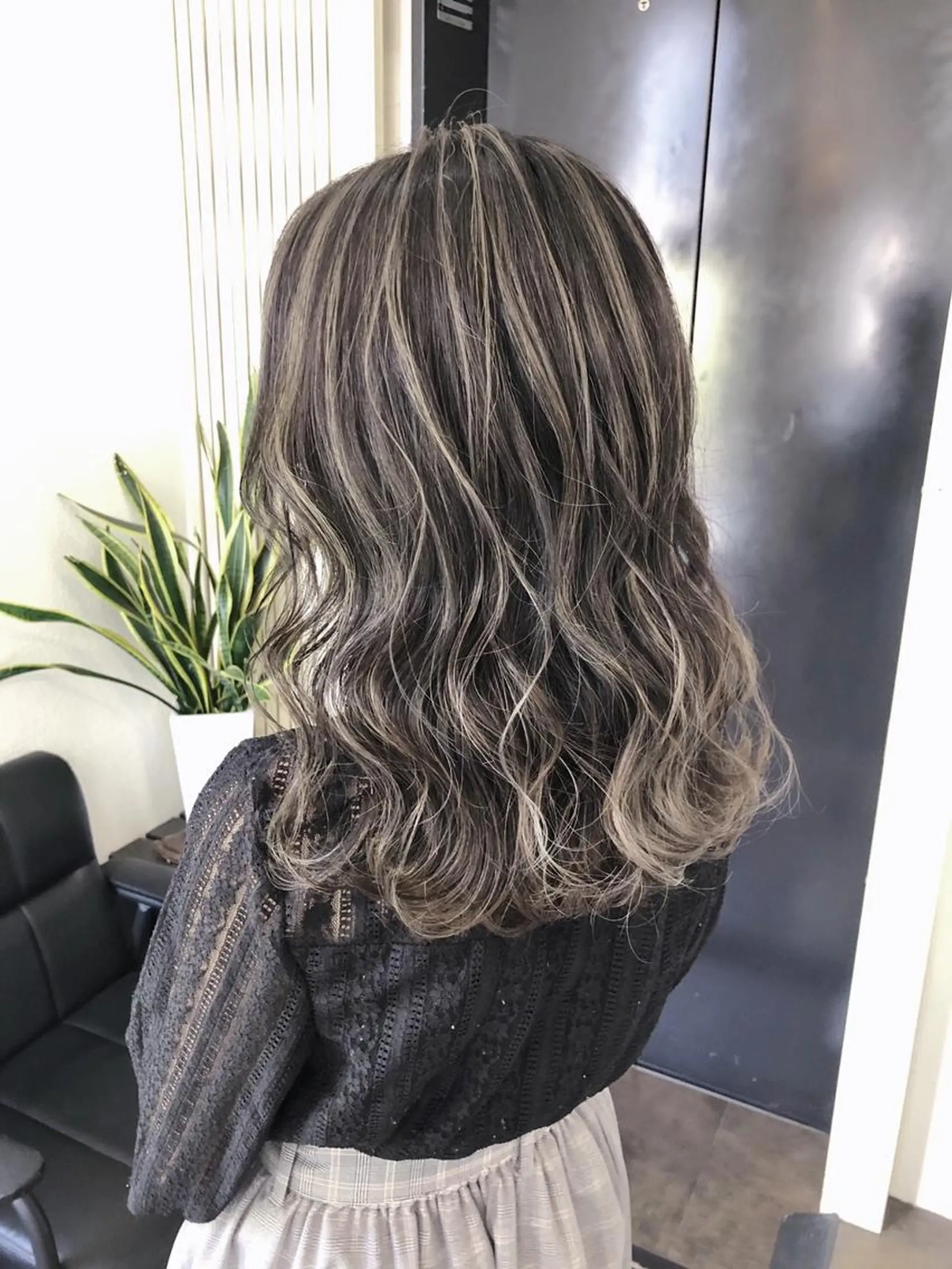 ミディアム カラー JILL by GiseL/天神のヘアスタイル