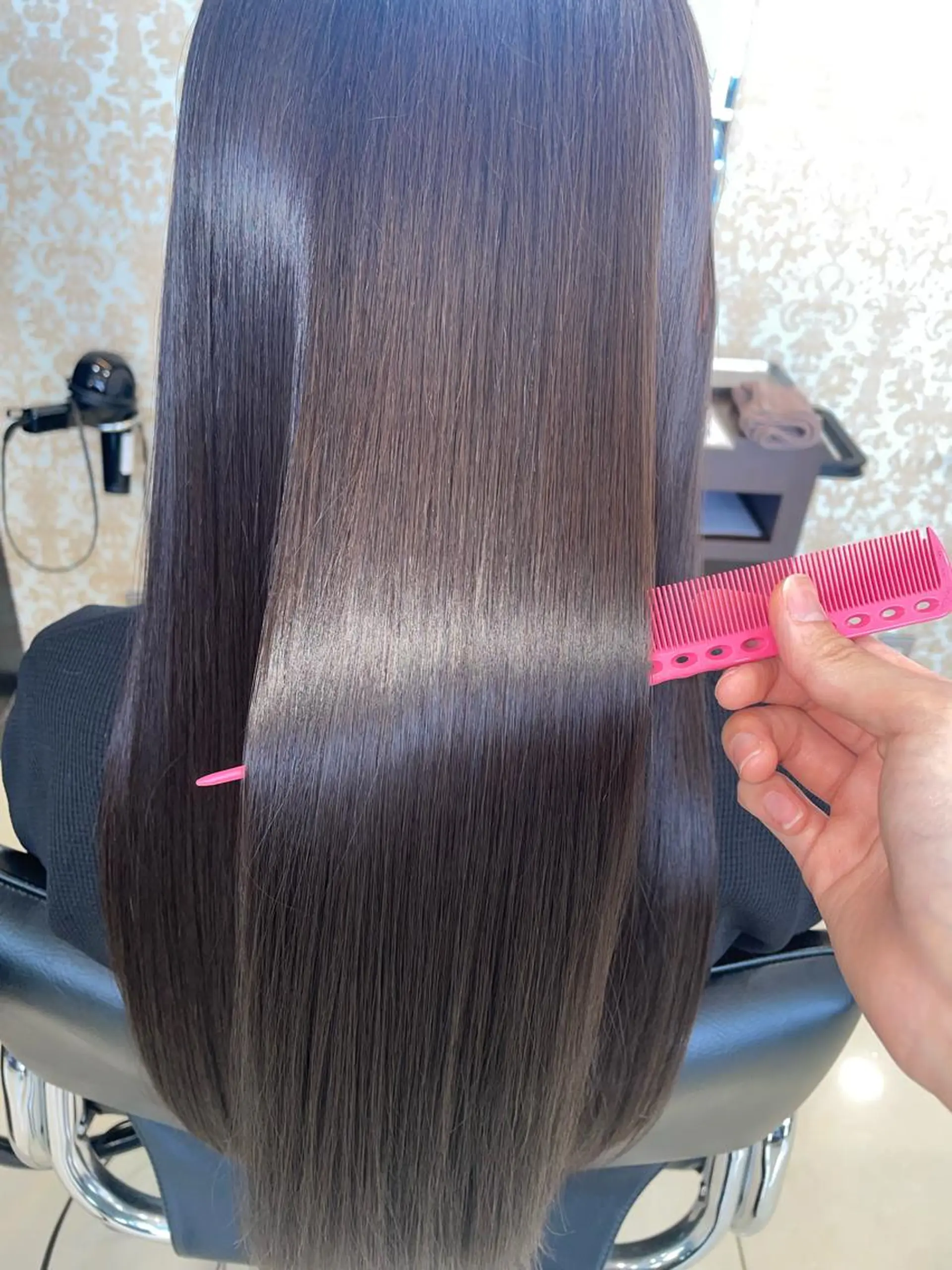 ロング 斉藤 葉月のヘアスタイル