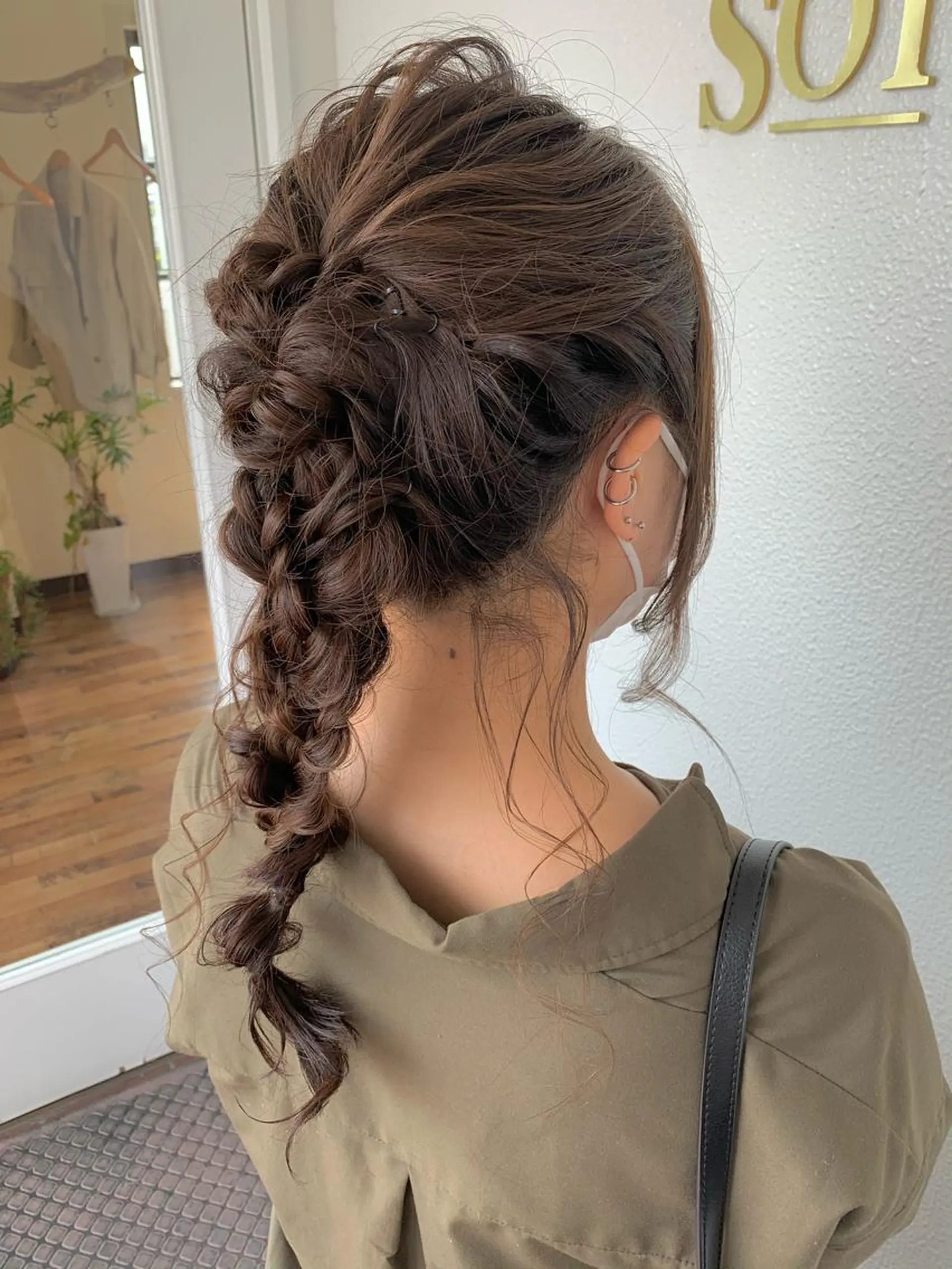 ロング ヘアアレンジ 三野 沙也のヘアスタイル