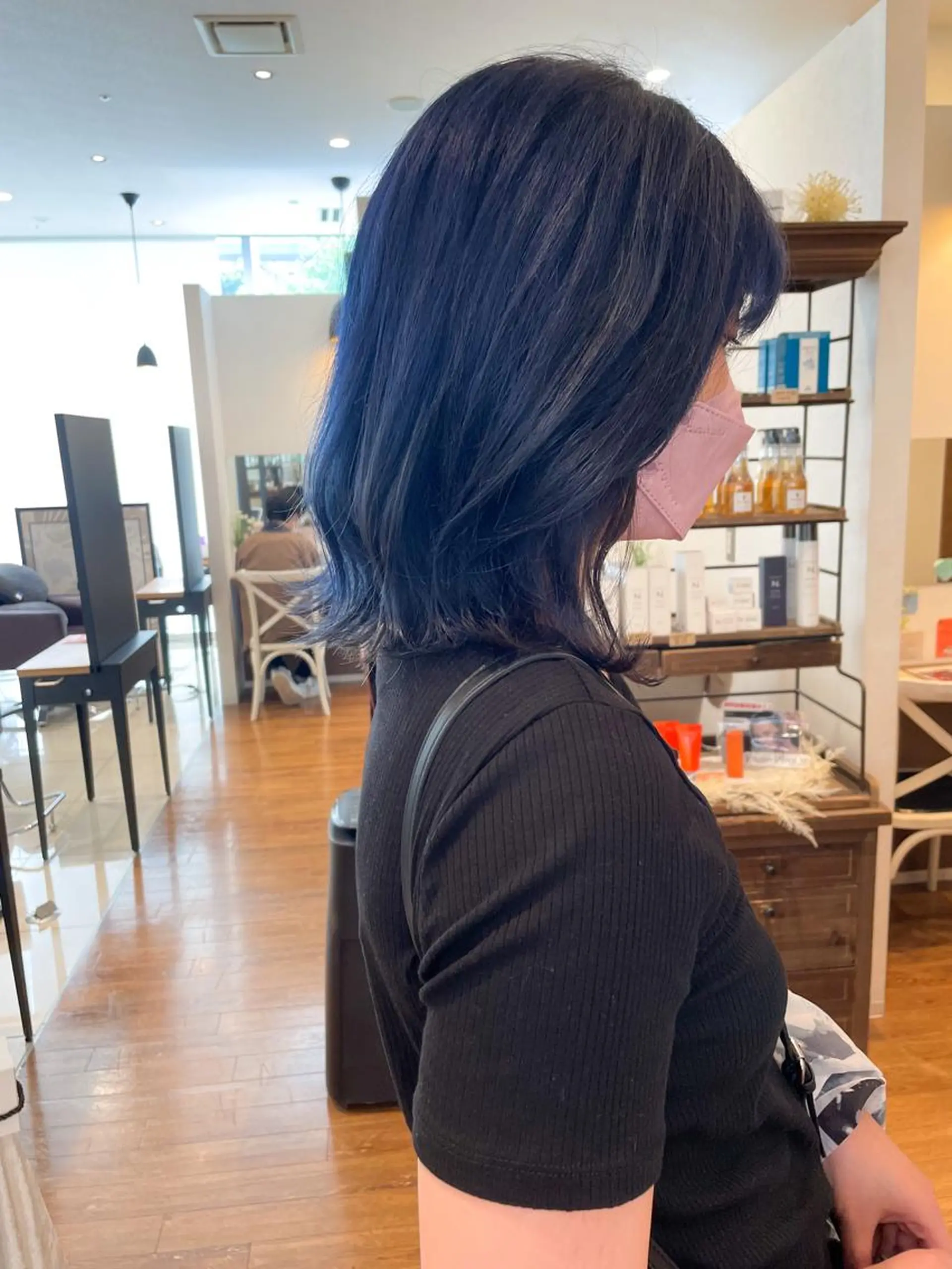 ミディアム カラー 黒髪 ブルーカラー ブルーブラック 髪質改善/ブリーチ 田代 龍我のヘアスタイル