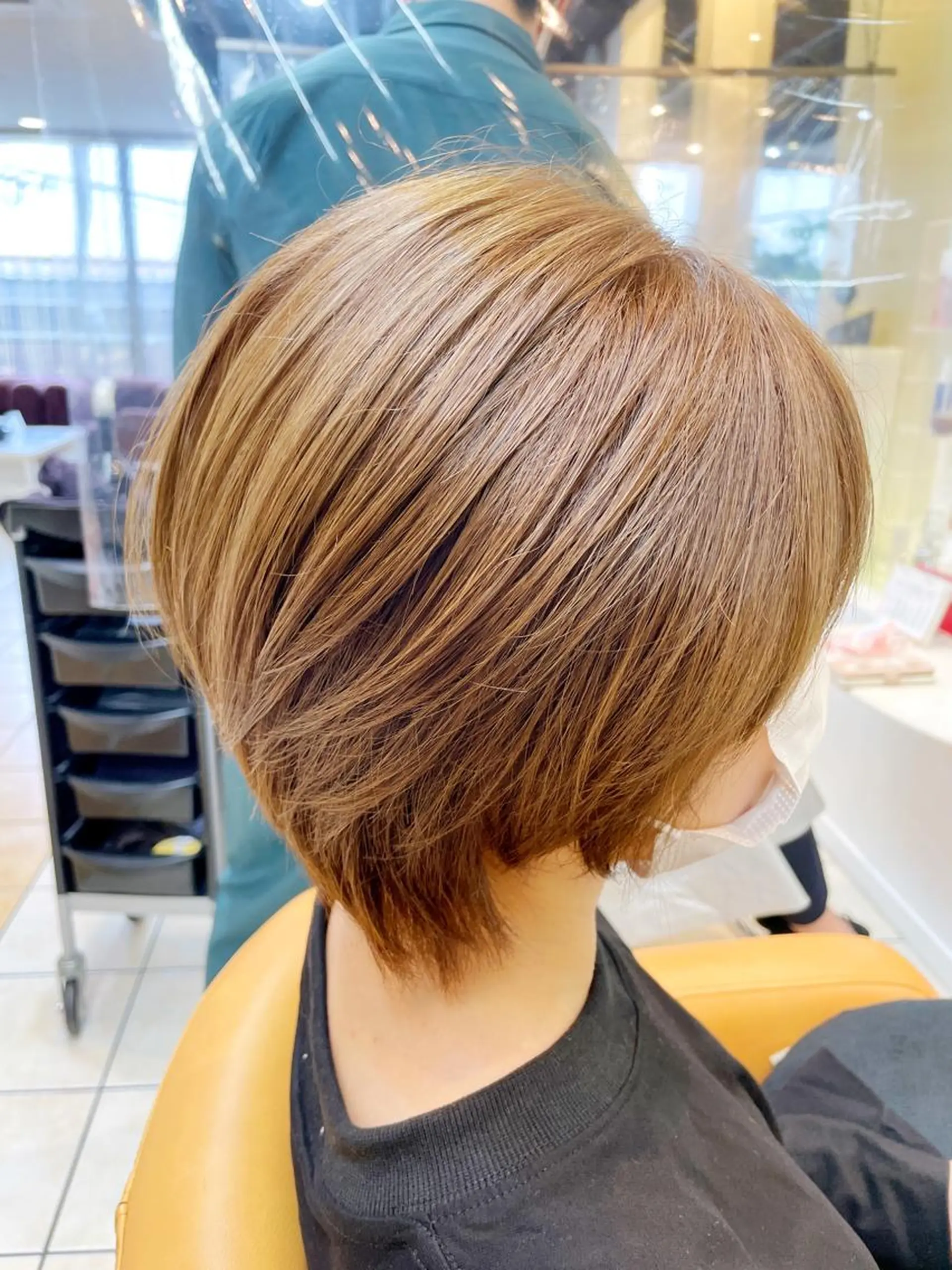 ショート カット ヘアカラー トリートメント 髪質改善/レイヤー/ 小顔/デザインのヘアスタイル