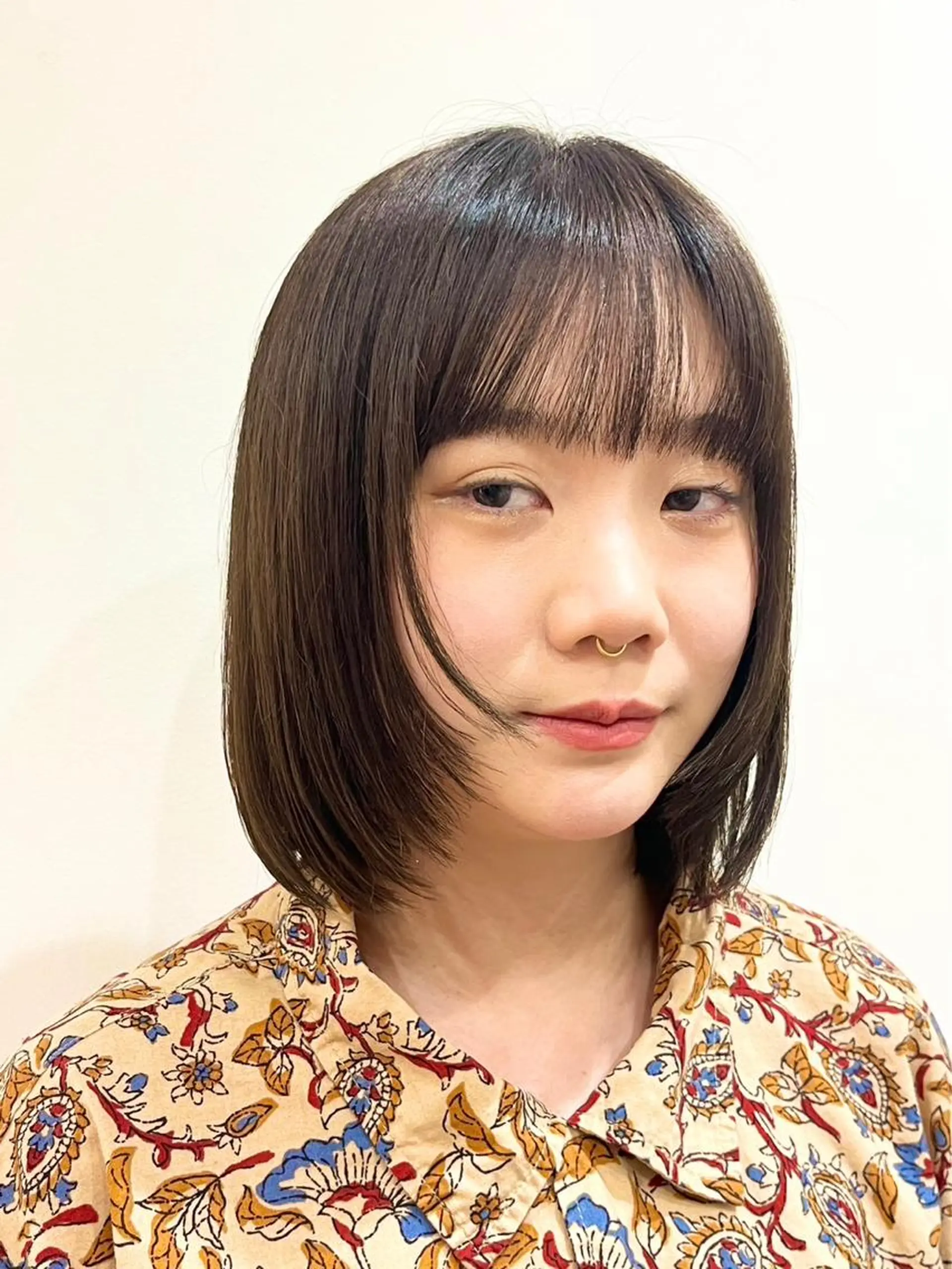 ショート ボブ 顔まわりレイヤー 顔周りカット レイヤーカット garage.所属・吉田 慎冴/メンズパーマのヘアスタイル