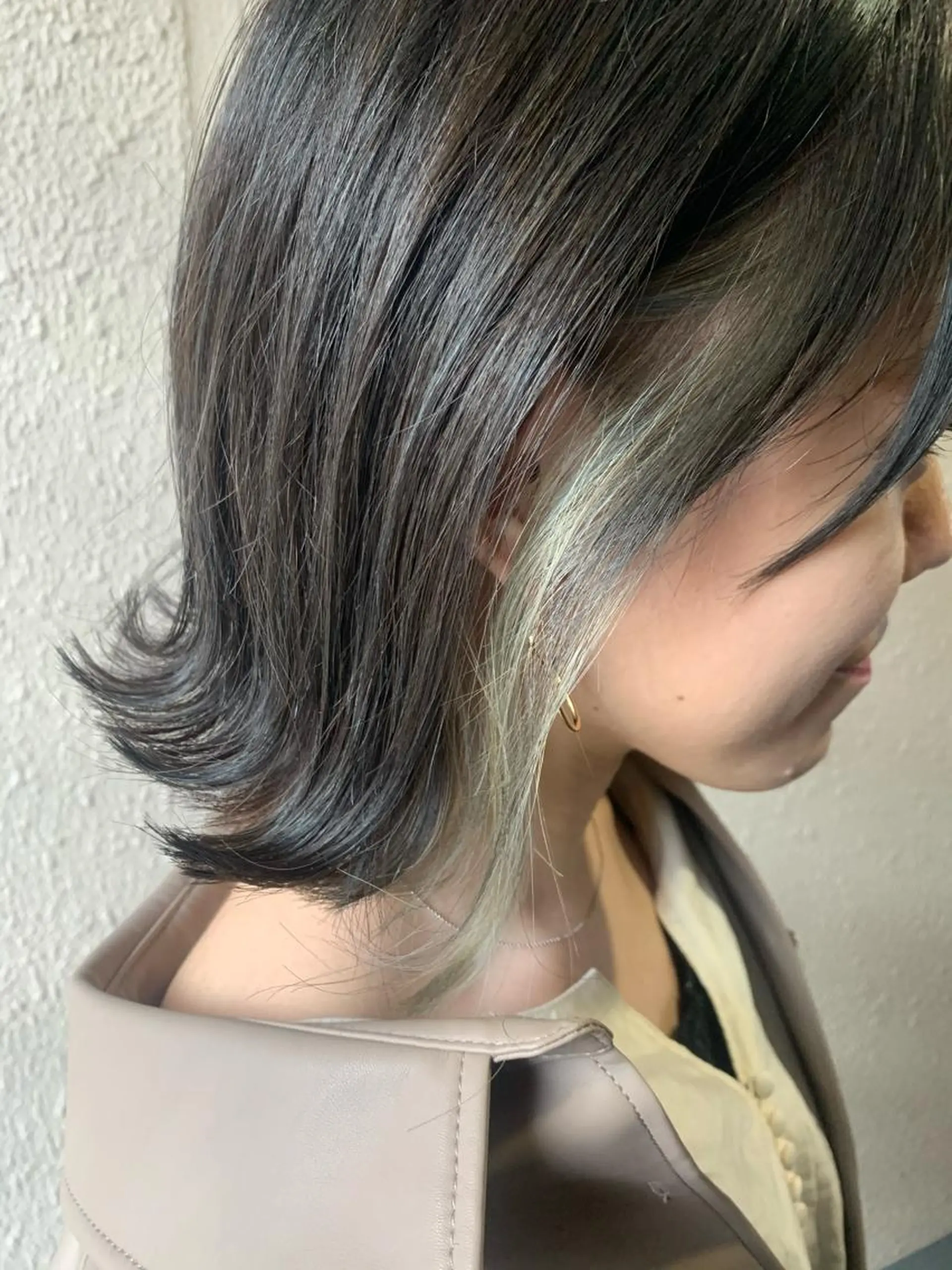 ミディアム カラー インナーカラー サダハルカ ｜chouetteのヘアスタイル