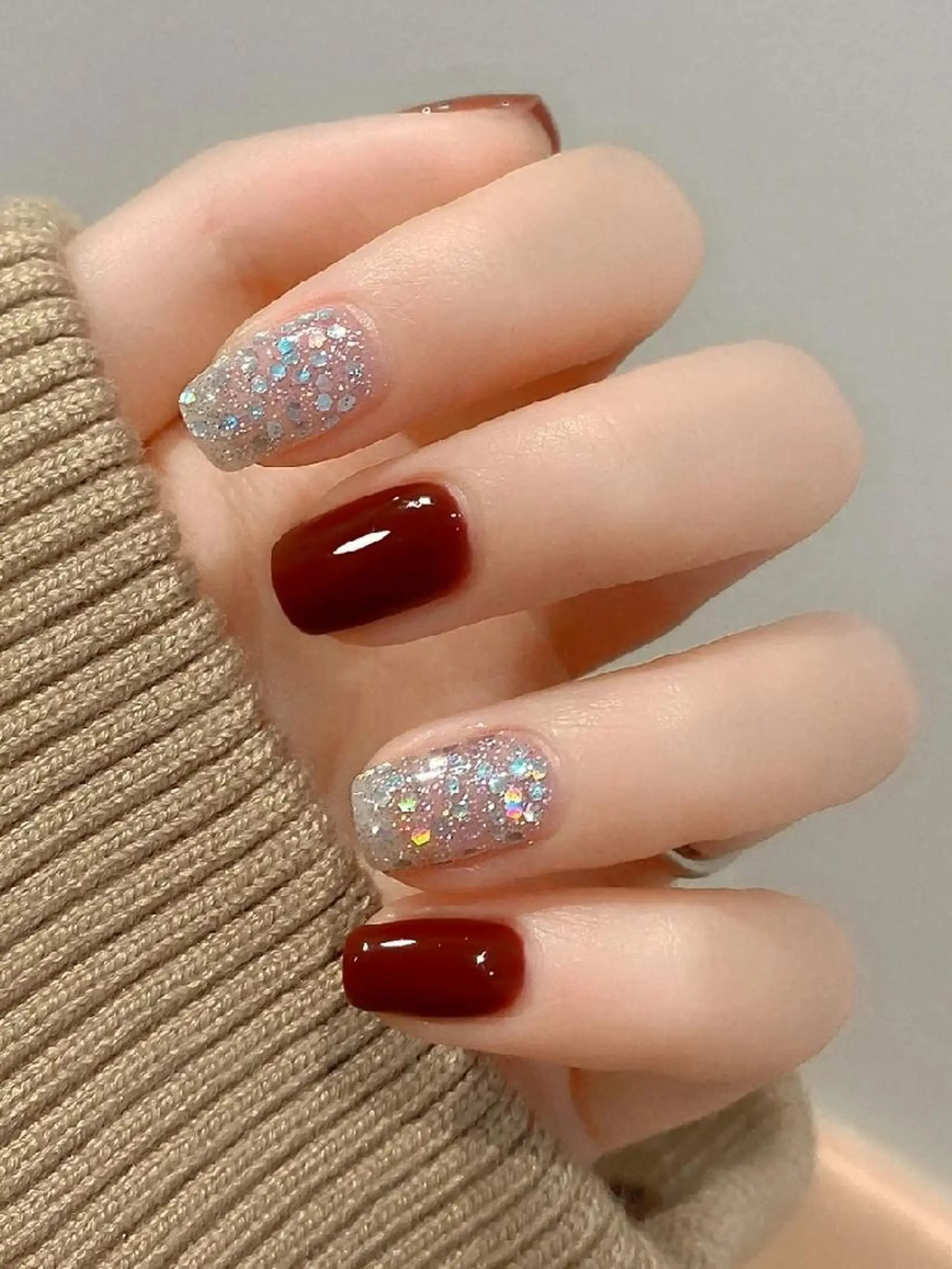 ミディアム ネイリストゆか💅 長さだし、深爪矯正のネイルデザイン