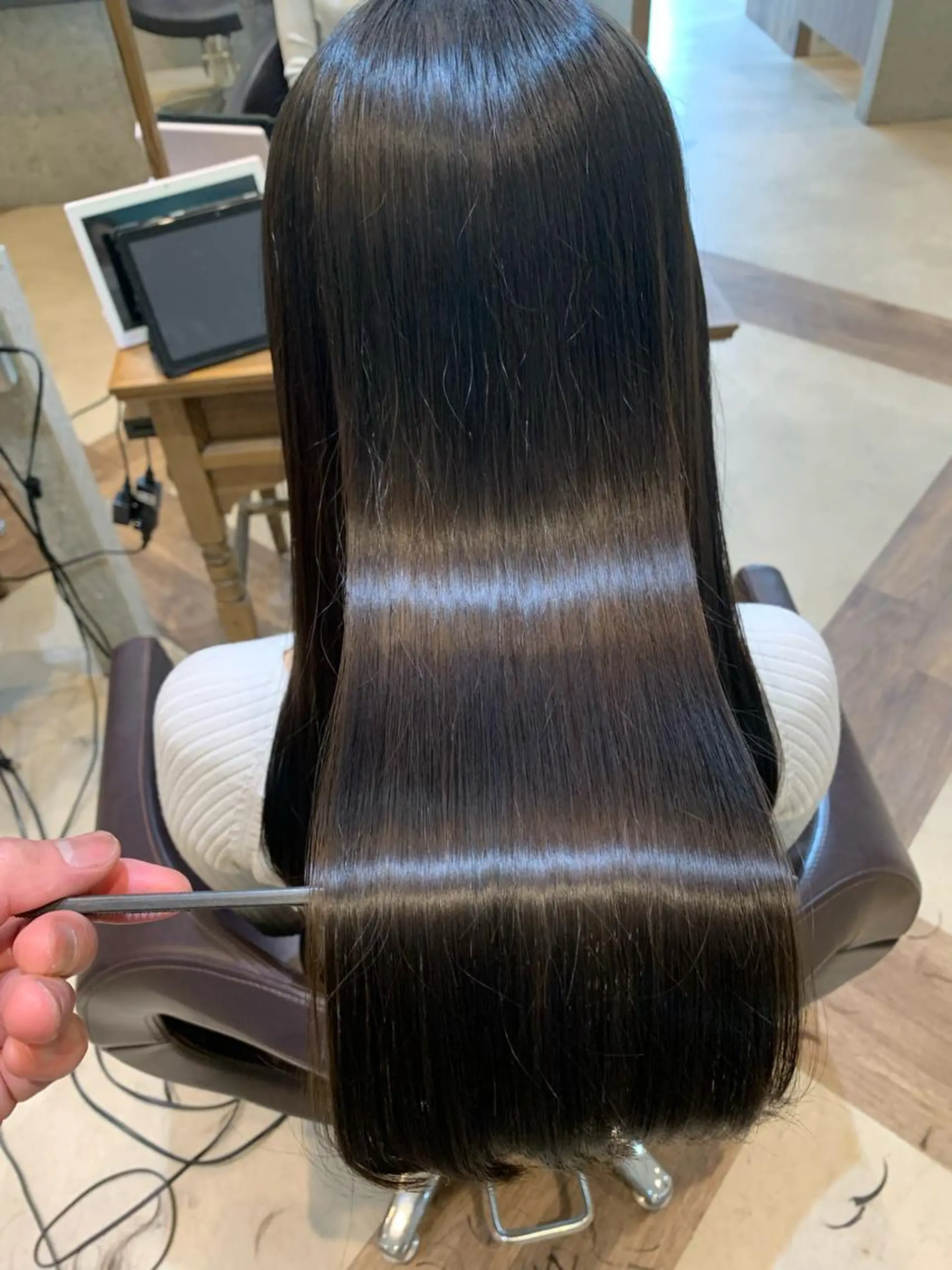 ロング カラー ブリーチ 髪質改善 トリートメント 酸性ストレート パーマ 縮毛矯正 トリートメント ヘッドスパ N.G.S(ナージス)所属・🌟髪質改善/艶髪 /透明感🌟RYOのヘアスタイル