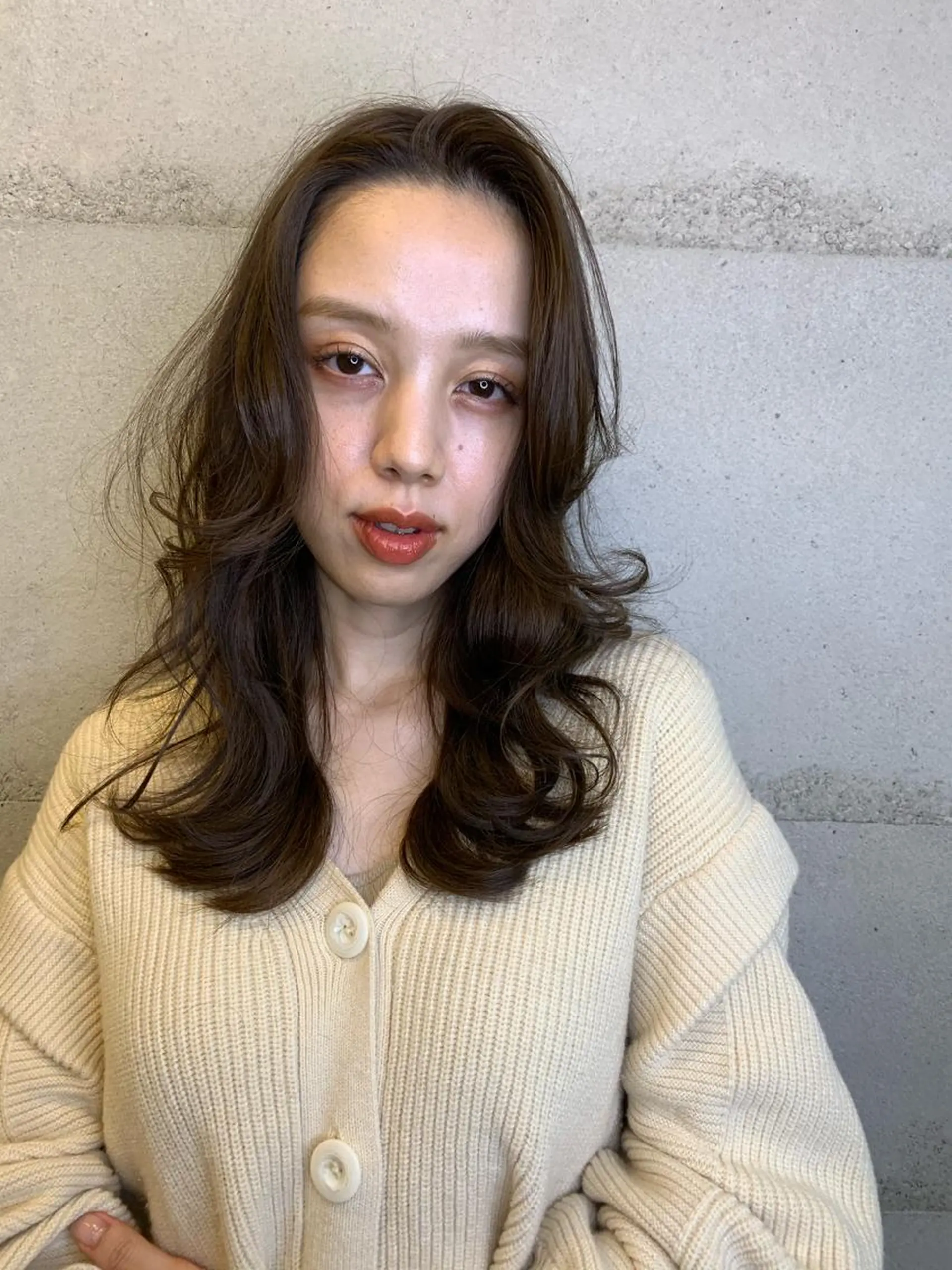 ロング カラー 透明感/オリーブ/ グレージュ/YUKAのヘアスタイル