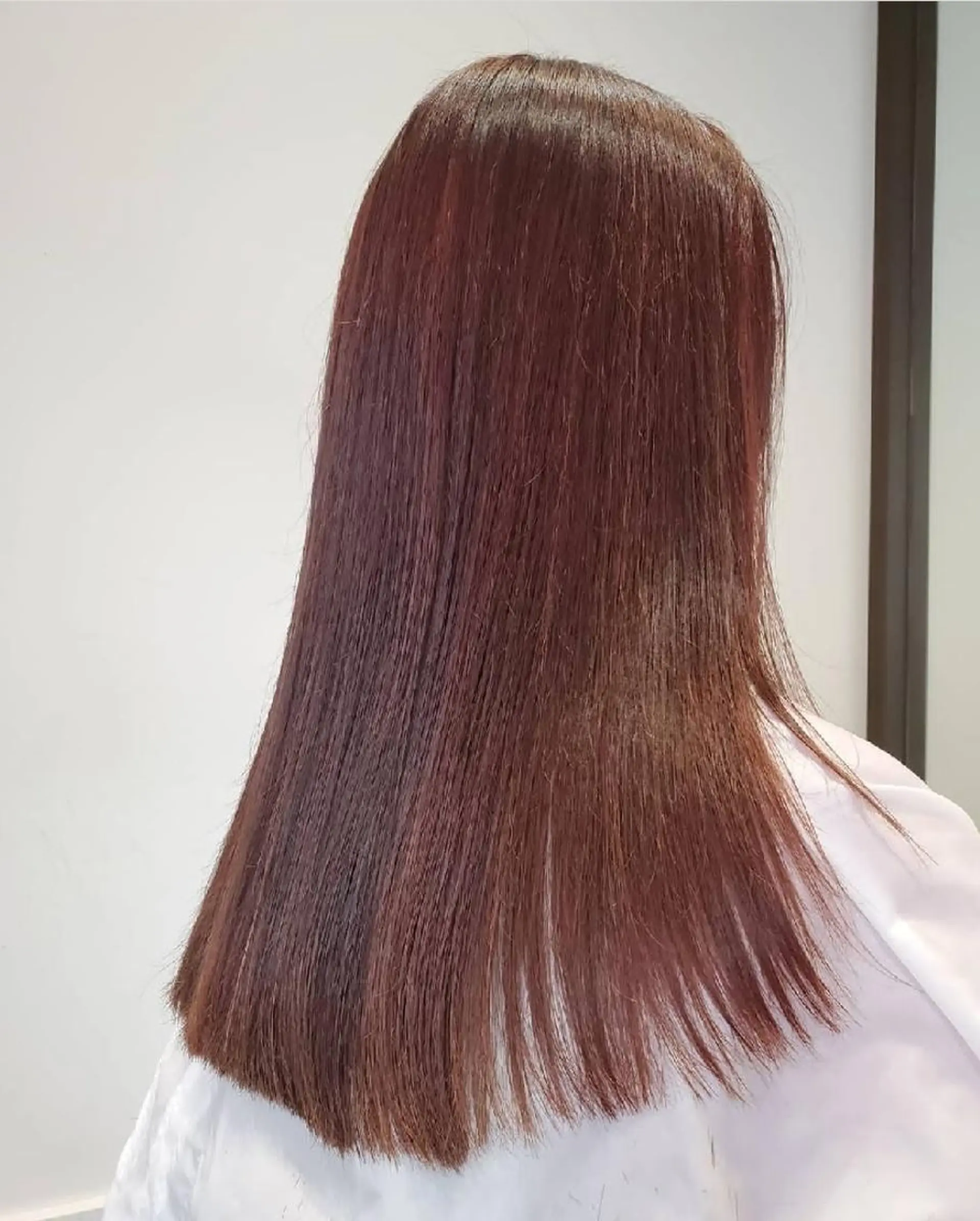 ロング ピンクラベンダー ハイライト 尾澤 尚希のヘアスタイル