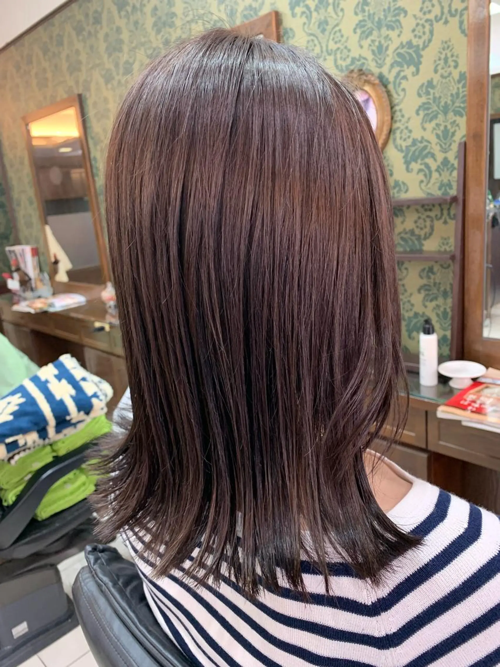 ミディアム カラー カット ヘアカラー 吉田 朱理のヘアスタイル