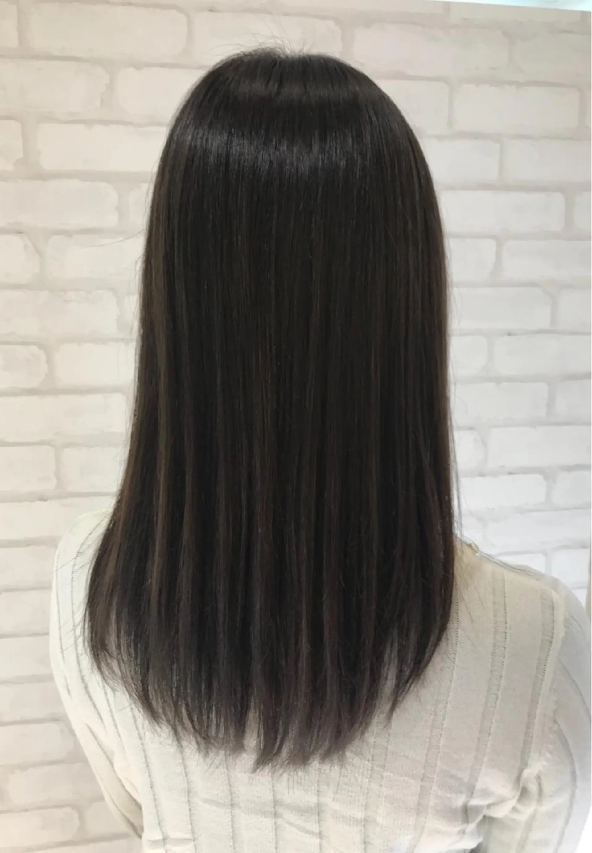 ロング 金沢 広美のヘアスタイル