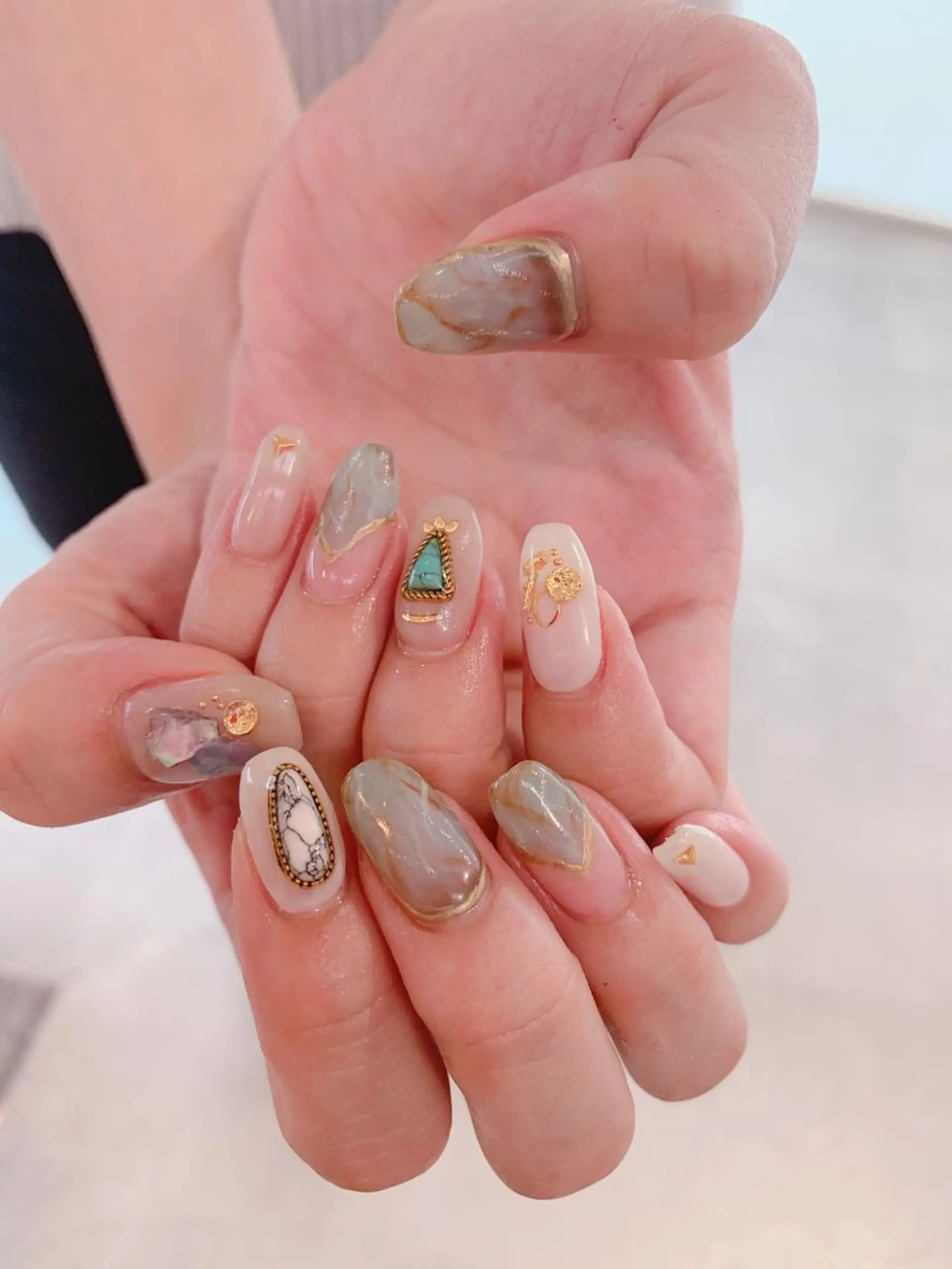 ネイル HAIR & FACE EDGE（エッジ）所属・kiki ._.nailのネイルデザイン