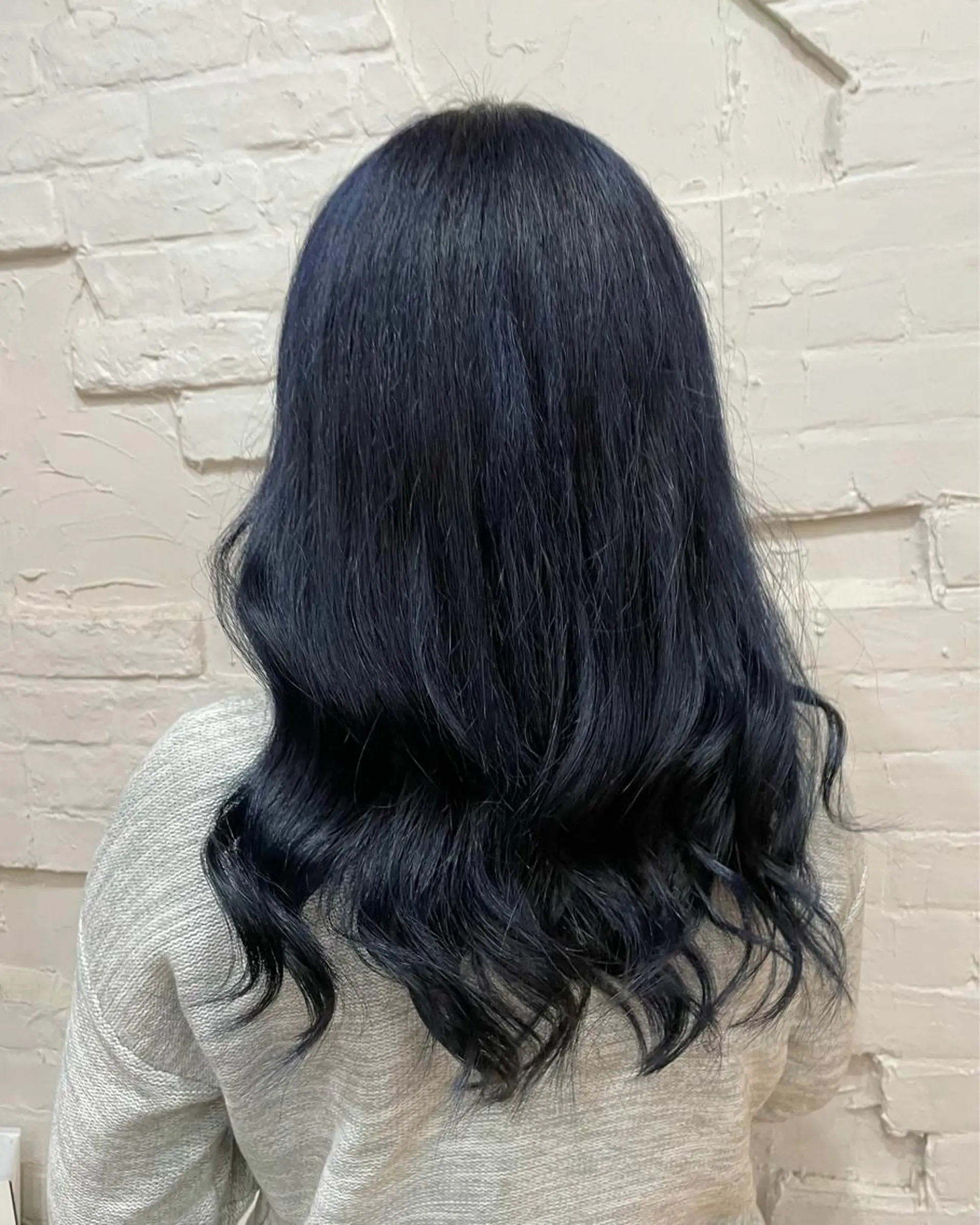 セミロング カラー ヘアアレンジ ブルーカラー ネイビーカラー ヘアカラー トリートメント 【ピンク/韓国ヘア/ ヘアセット】亜海のヘアスタイル