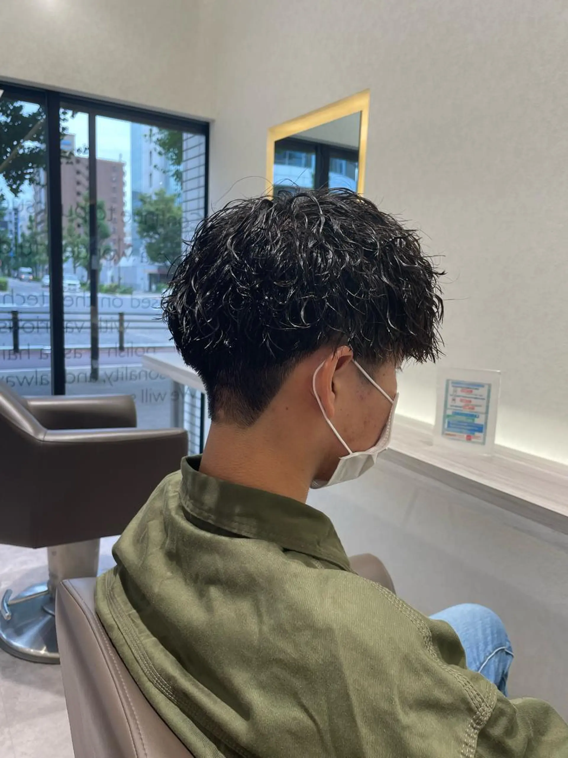 ショート パーマ メンズ メンズブリーチ メンズハイライト メンズメッシュ メンズパーマ メンズツイストパーマ カット Reginavita栄所属・パーマ×メッシュ/ 本日空き○/岡本一真のヘアスタイル