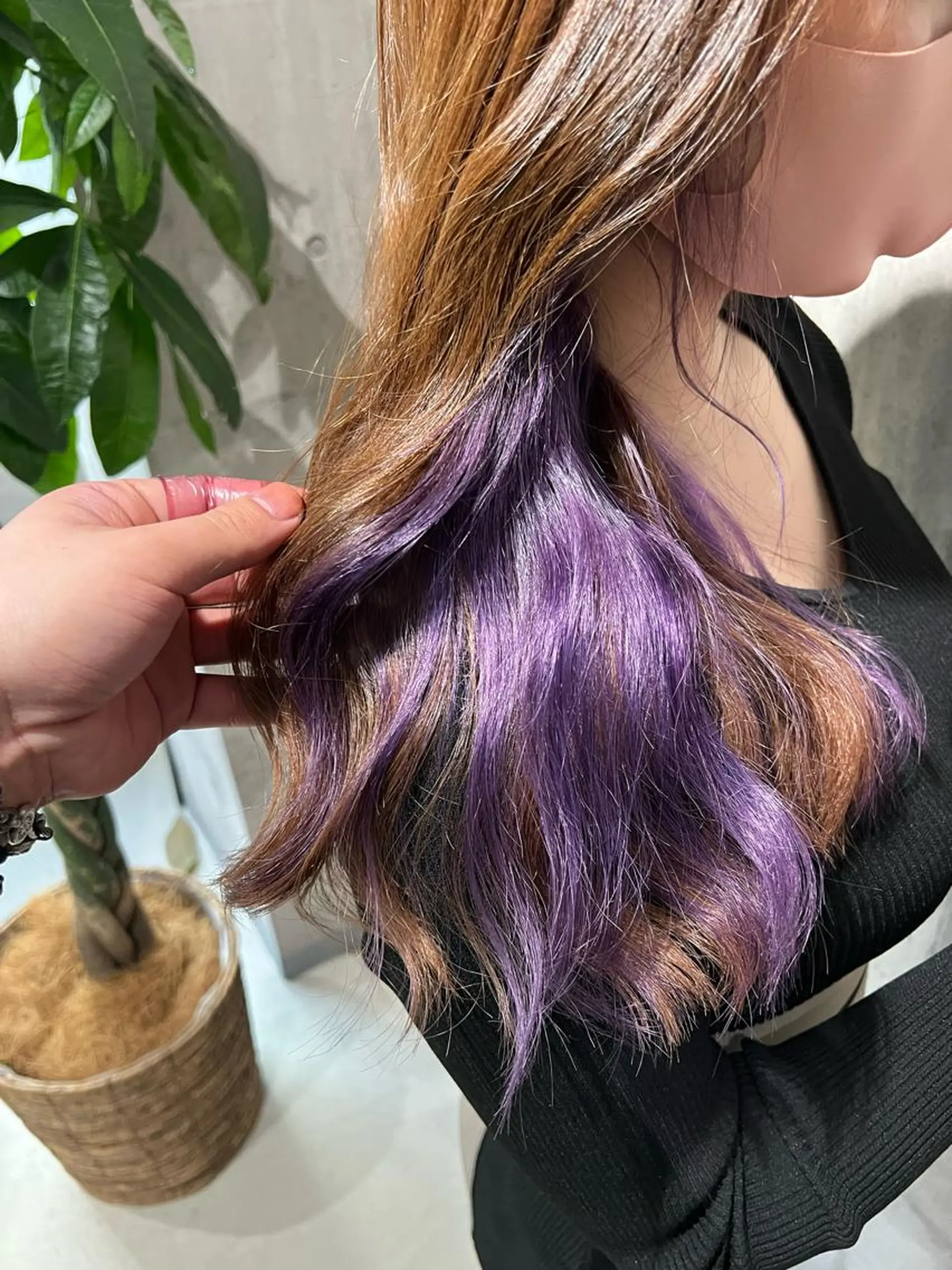 ロング カラー パープルカラー mimiiy梅田 中崎町ハイトーンのヘアスタイル