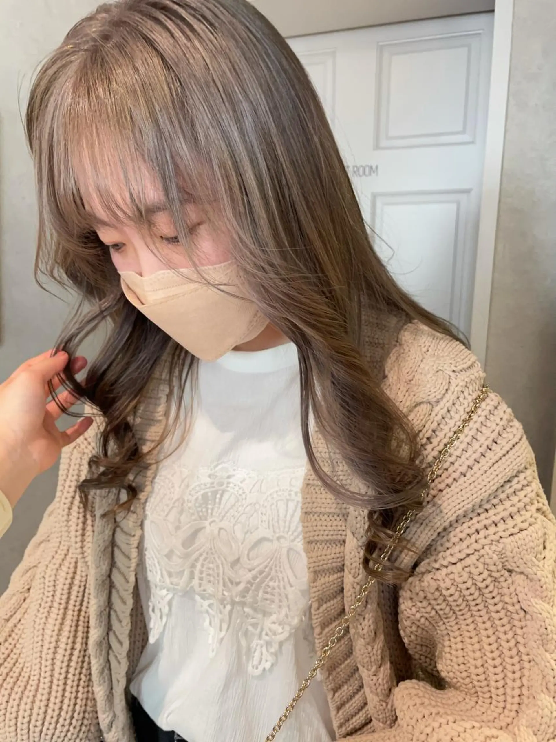 ロング カラー ベージュカラー ブリーチ 透明感カラー ヘアカラー ナチュラル透明感🌱 小山美樹子のヘアスタイル