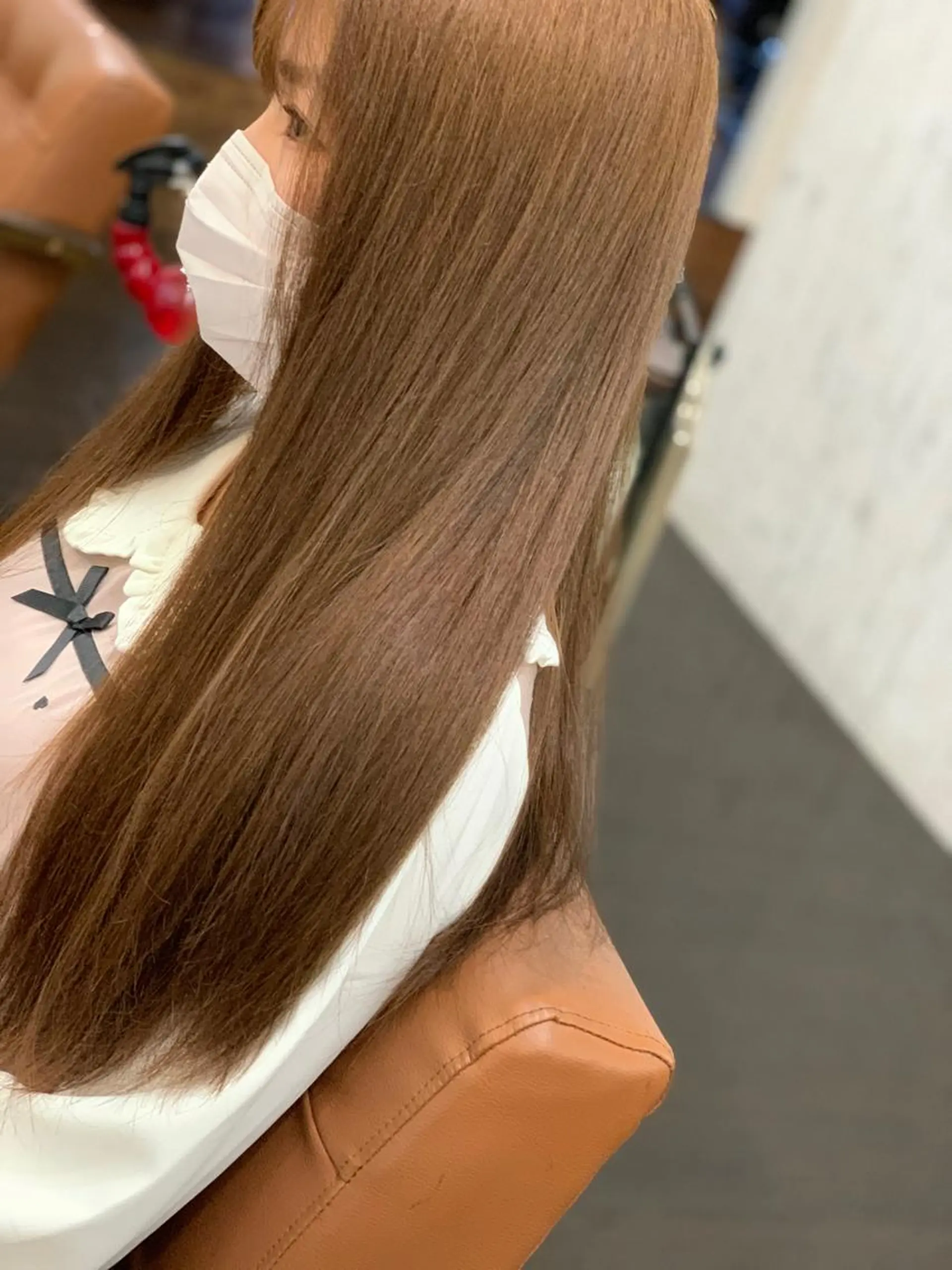 セミロング カット ヘアカラー ブリーチ毛に縮毛矯正 ✨カラー✨山田 正幸のヘアスタイル