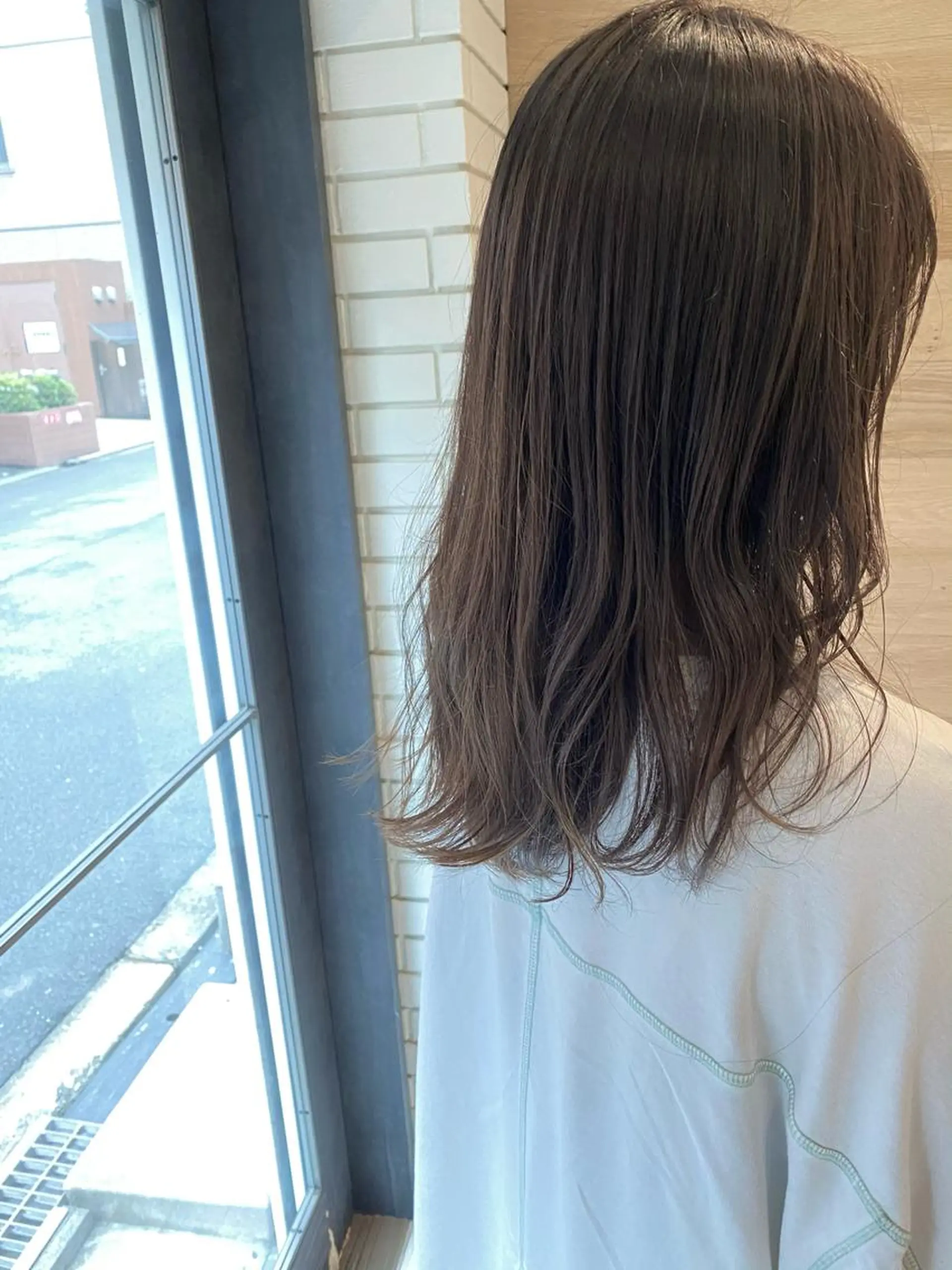 ミディアム カラー 透明感カラー グレージュ newi 京橋 【yuuki】のヘアスタイル