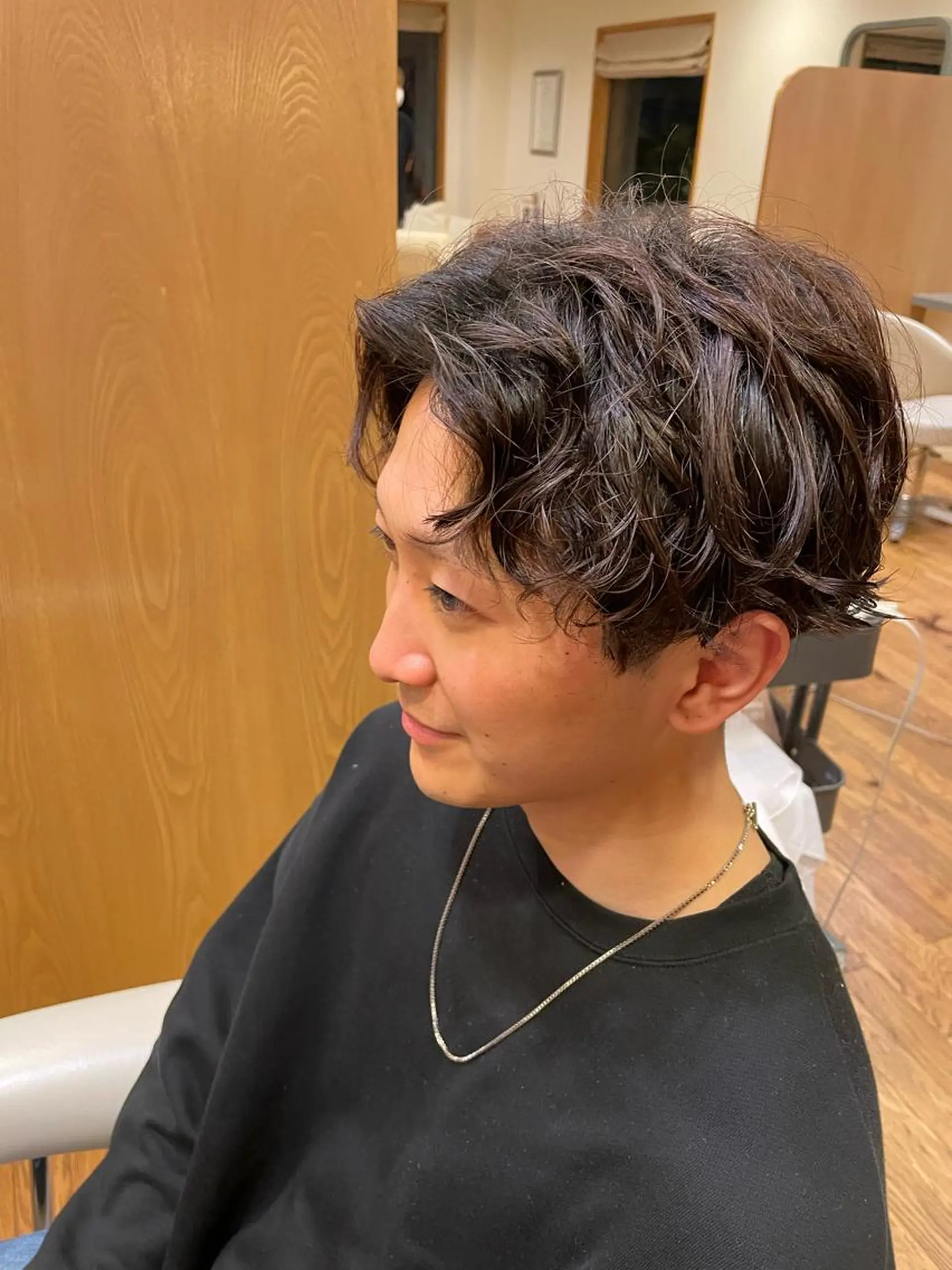 ショート カラー パーマ メンズ 山本 尚輝のヘアスタイル