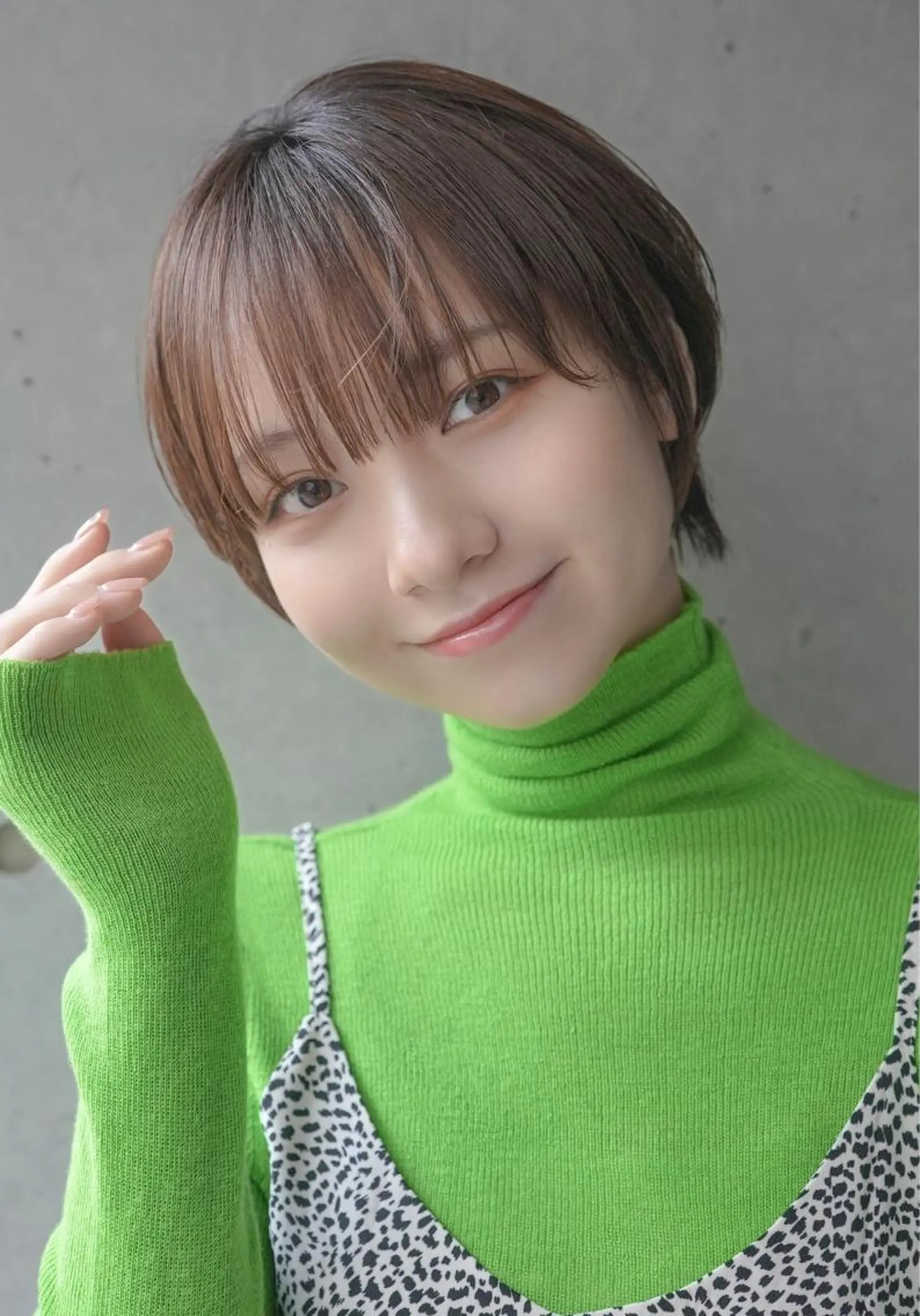 ショート カラー 祝田 巳幸のヘアスタイル