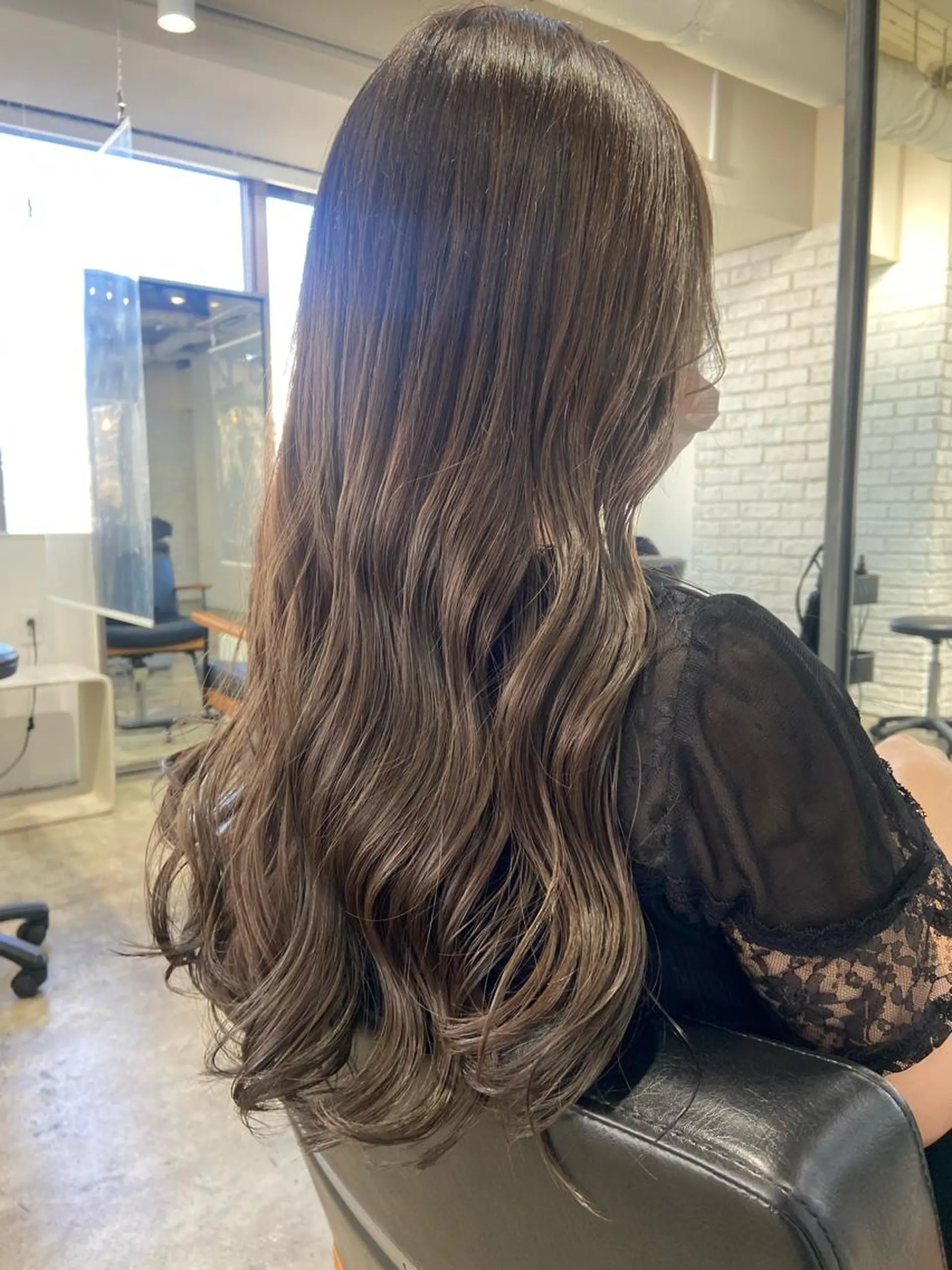 ロング カラー 透明感カラー 🪽似合わせカラー RENA.🪽🩶のヘアスタイル