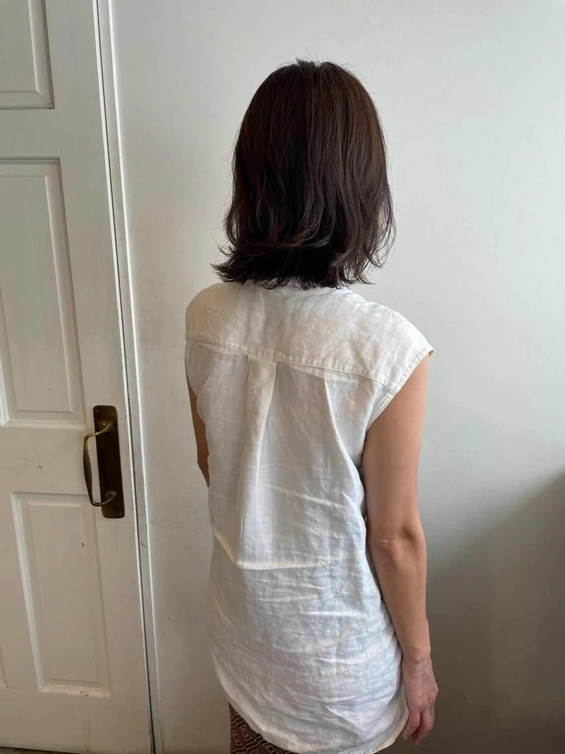 ミディアム カラー カット ヘアカラー トリートメント MIOベージュカラー 柔らかいカラーのヘアスタイル