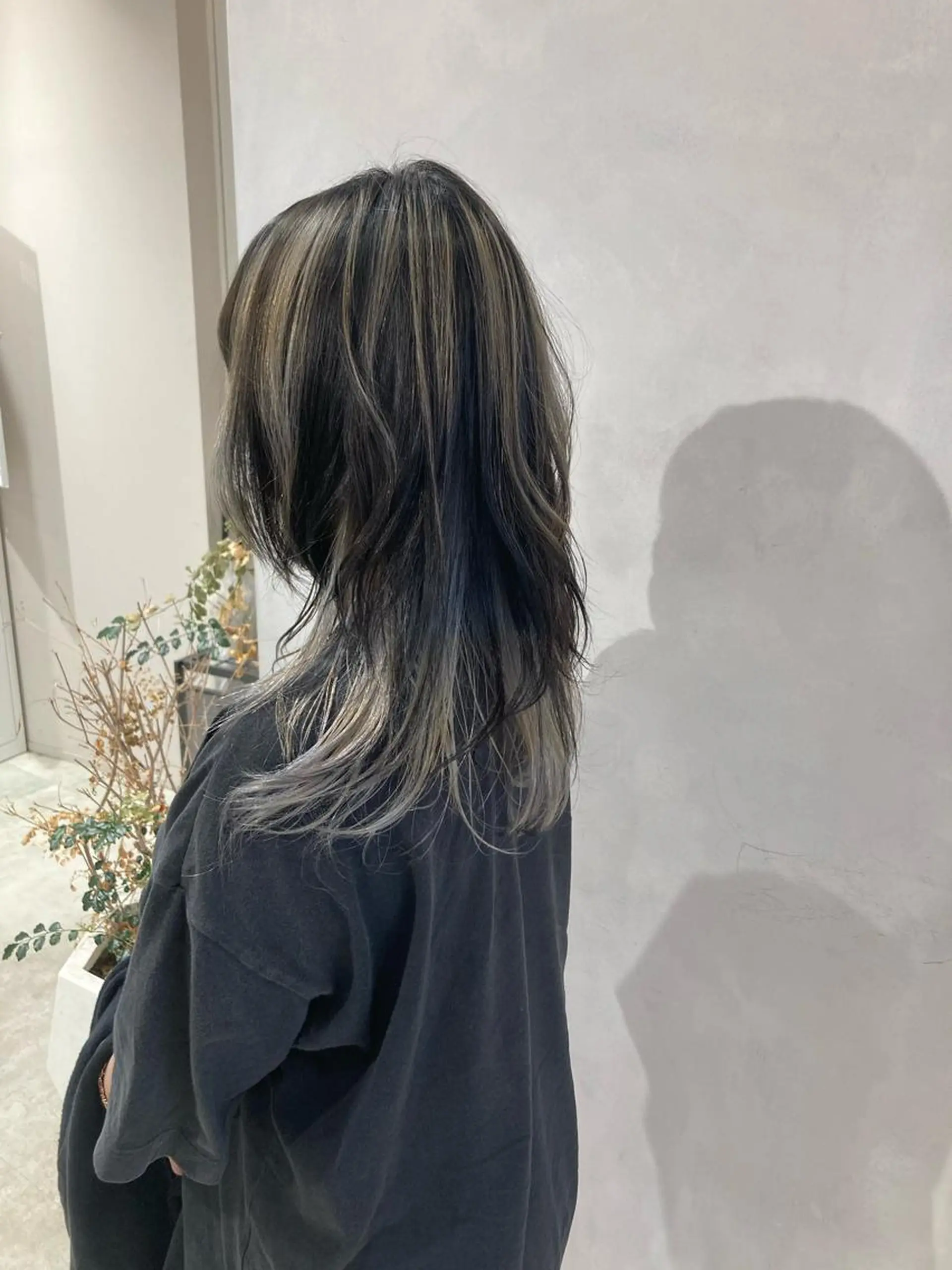 ロング カラー ヘアアレンジ カット パーマ トリートメント 🟢ウルフ／スパイラ ルパーマ／大西🟢のヘアスタイル