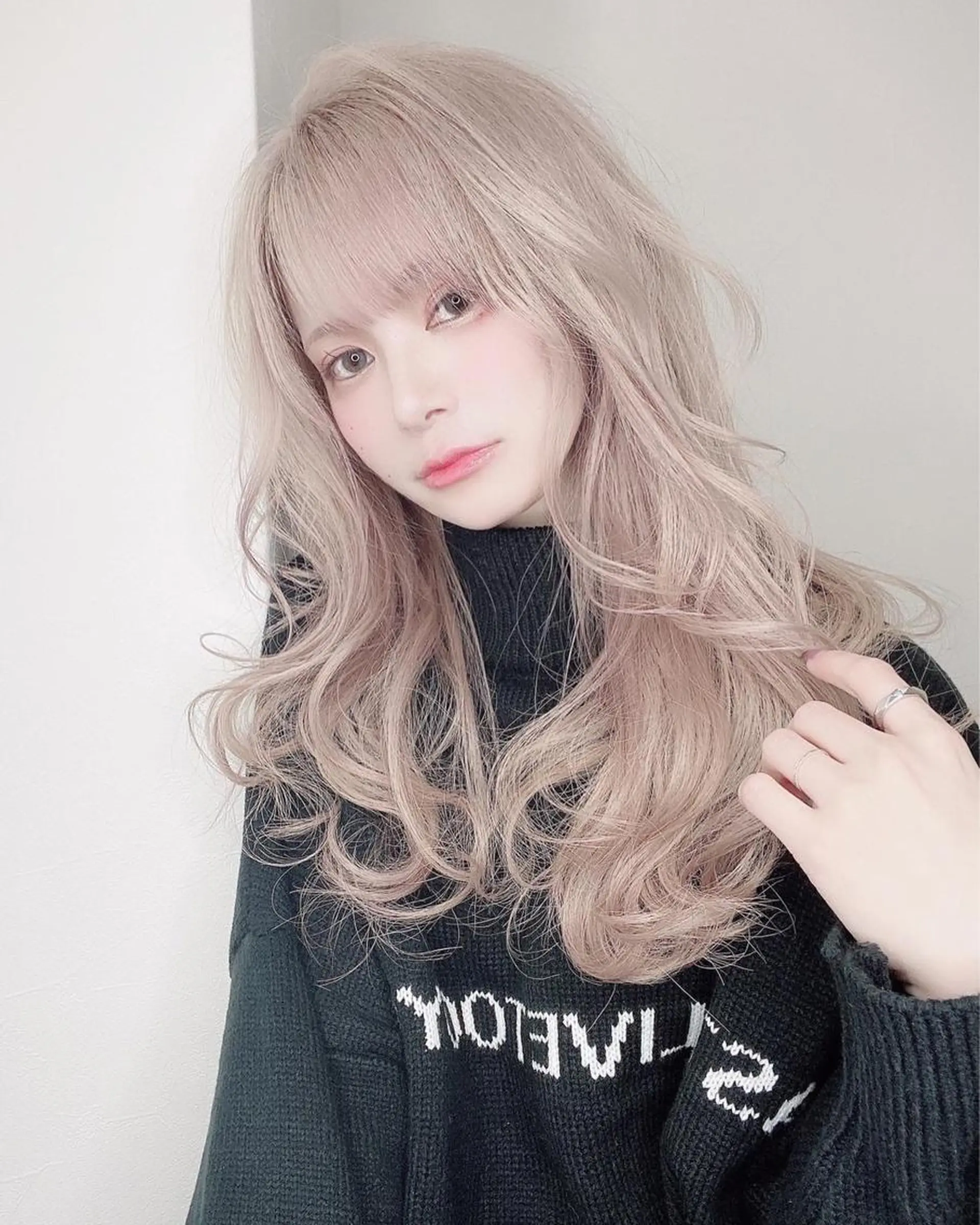 ロング カラー 縮毛矯正 Via officialのヘアスタイル