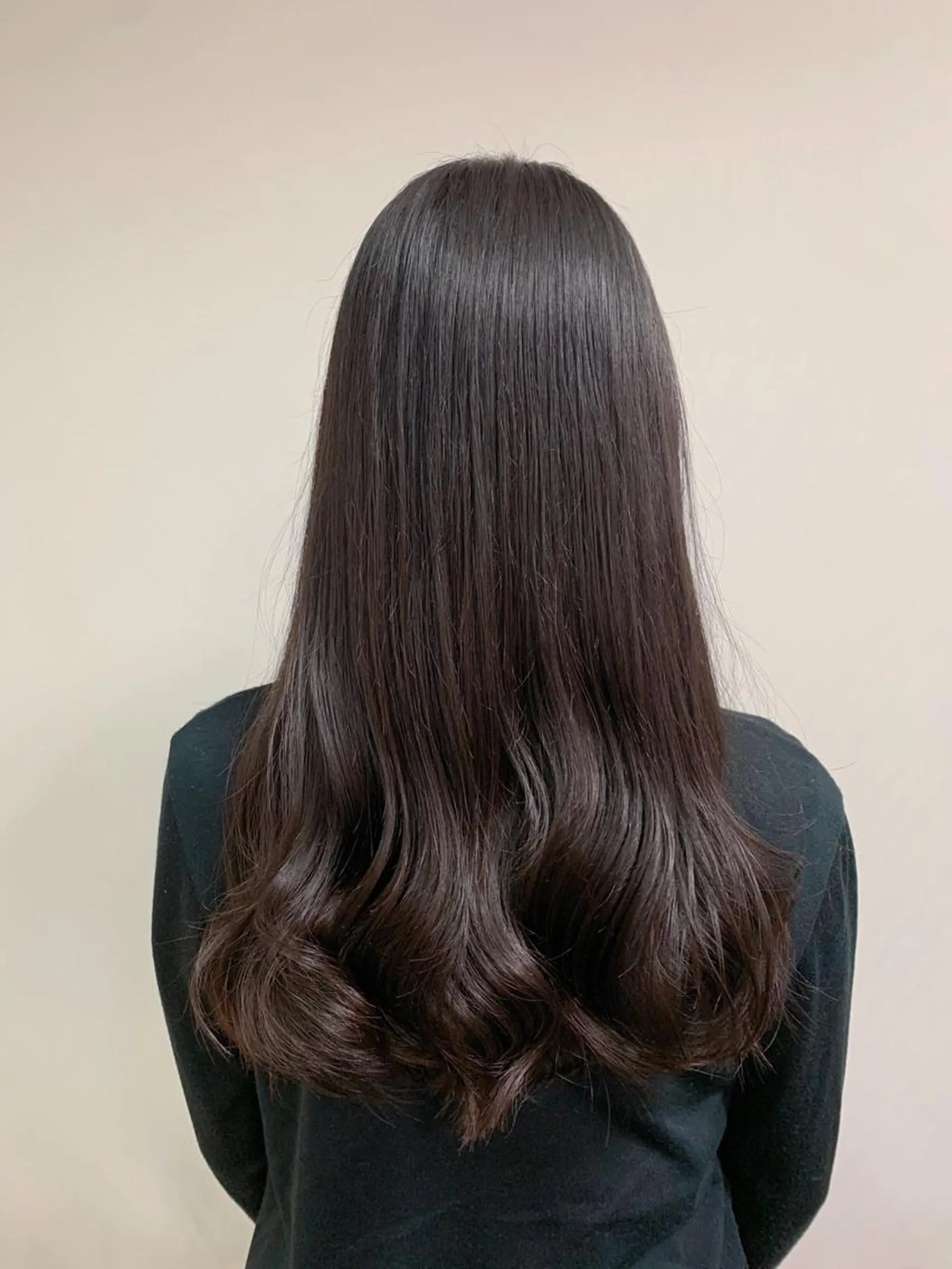 ロング 伸ばしかけ ロング ウスイマイコ カット/ケアカラーのヘアスタイル