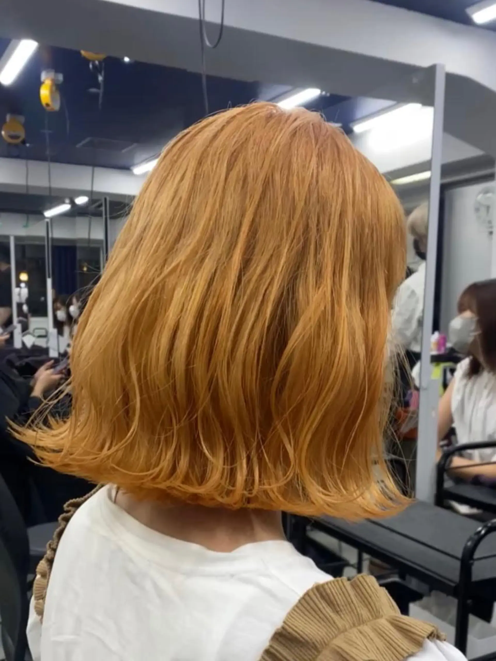 ミディアム カラー パーマ ヘアアレンジ メンズ キッズ ネイル マツエク・マツパ アイブロウ reco所属・ウルフ&レイヤー特化 まとまる美髪矯正のヘアスタイル