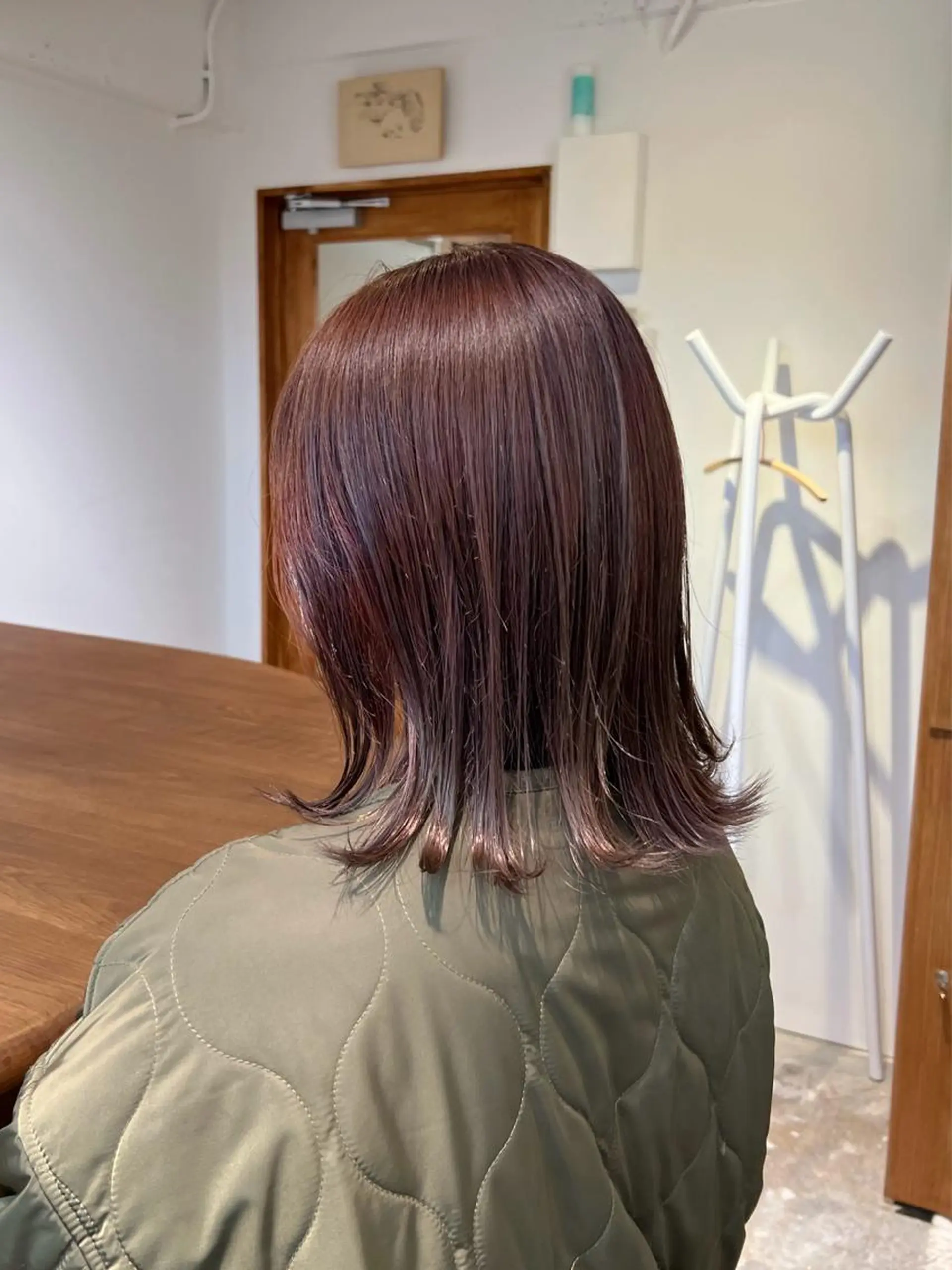 カラー aiko【艶カラー ・ミニモ年内で終了】のヘアスタイル