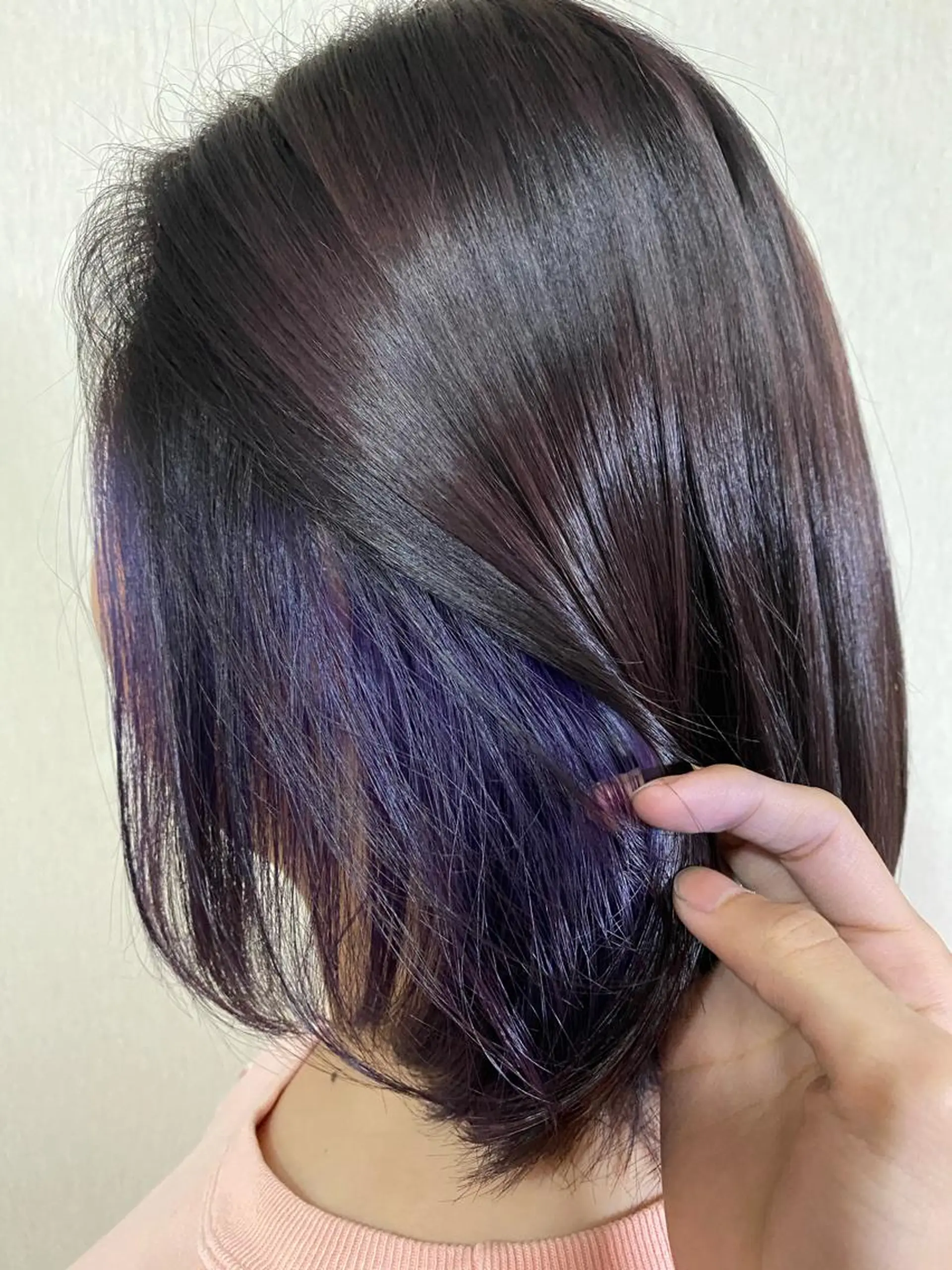 ミディアム カラー ブラウンカラー バイオレットカラー バイオレットブラウン カラースペシャリスト しょう🧑🏼‍🎨のヘアスタイル