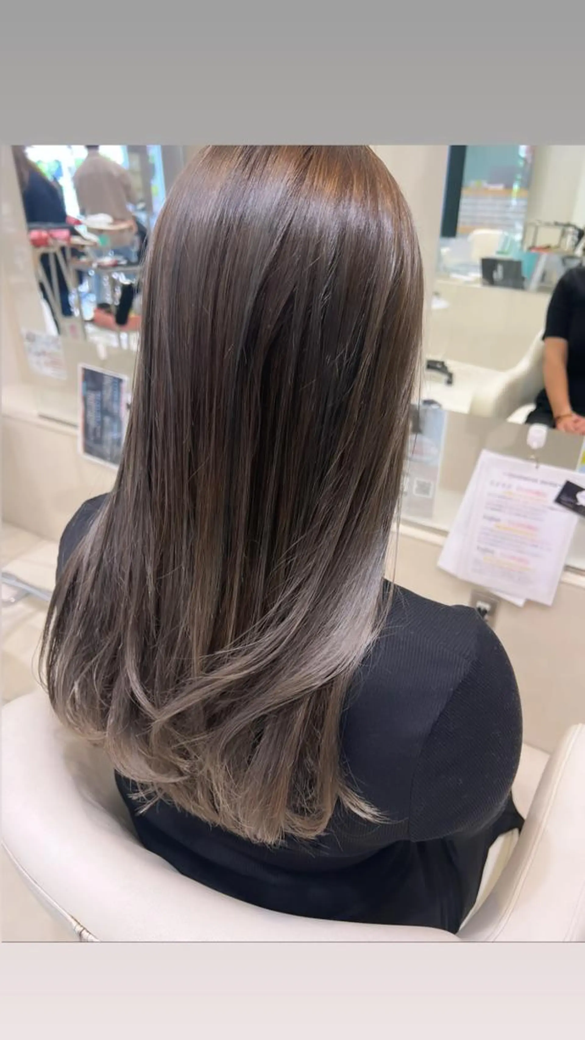 ロング 髪質改善 カット ヘアカラー トリートメント ☃️顔周りレイヤー グレージュSHUTOのヘアスタイル