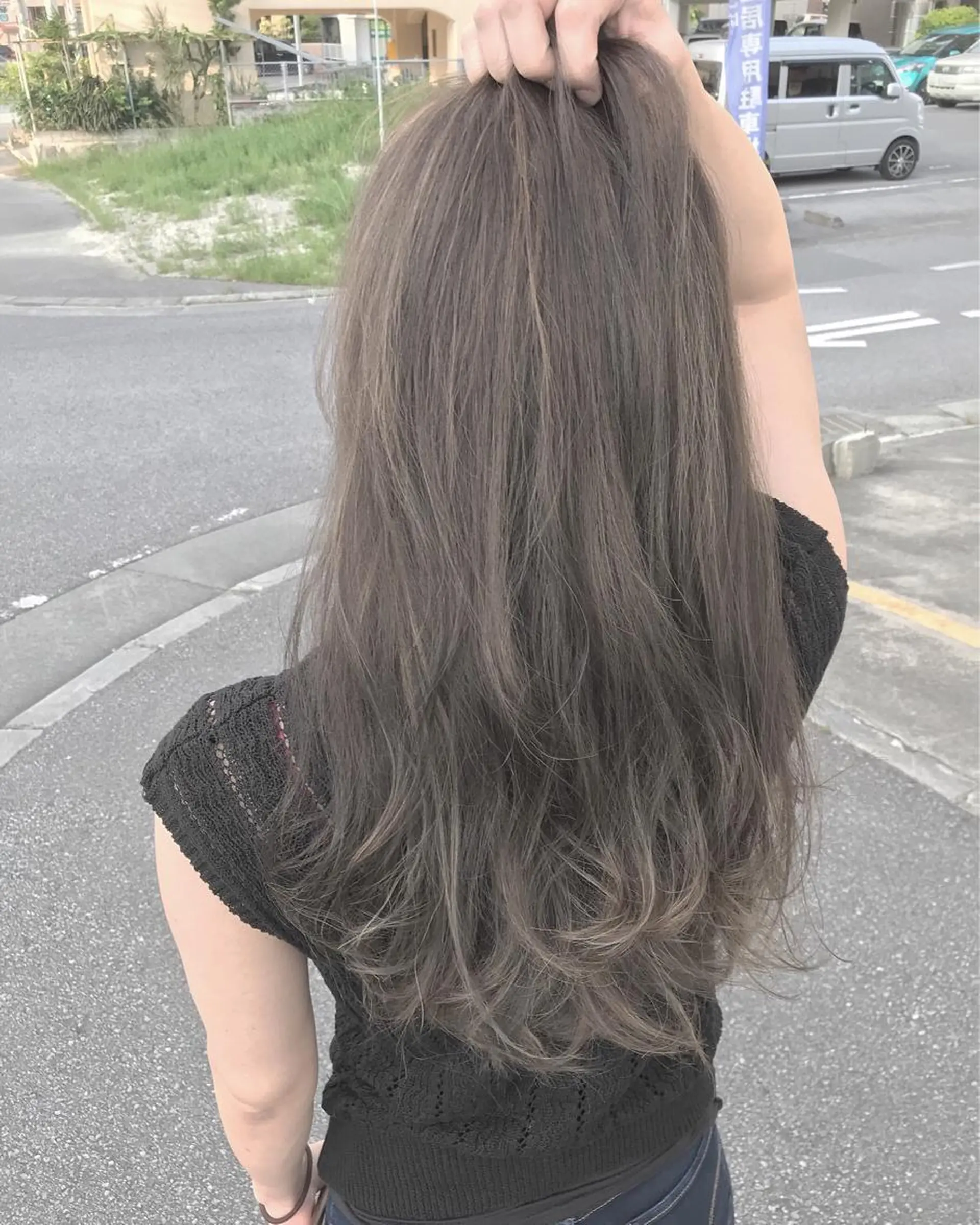 ミディアム カラー バレイヤージュ レイヤーカット grand juteのヘアスタイル