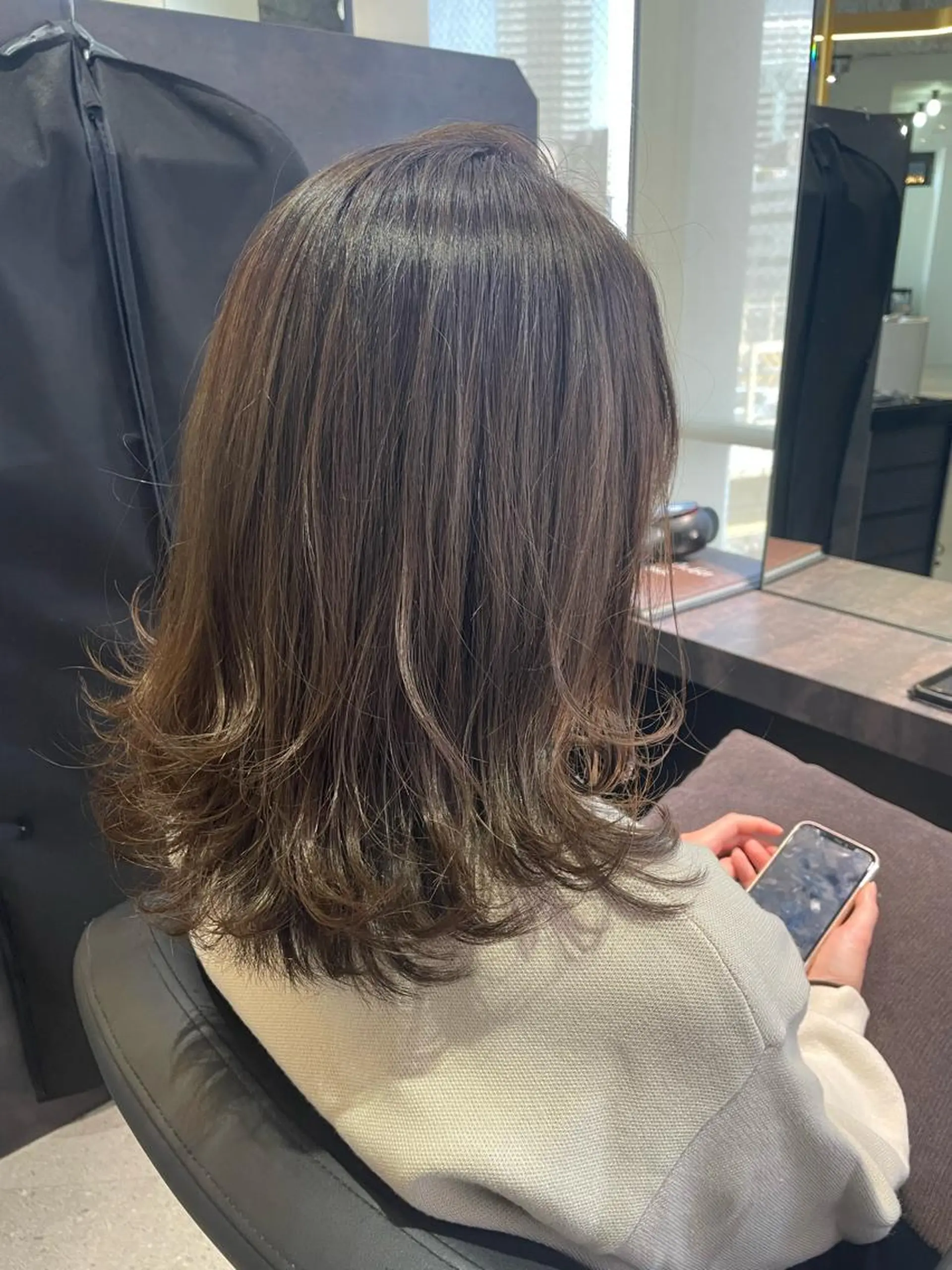 ミディアム ハイライト One By The Ect所属・ショート/脱白髪染め ☆宇﨑悠実のヘアスタイル