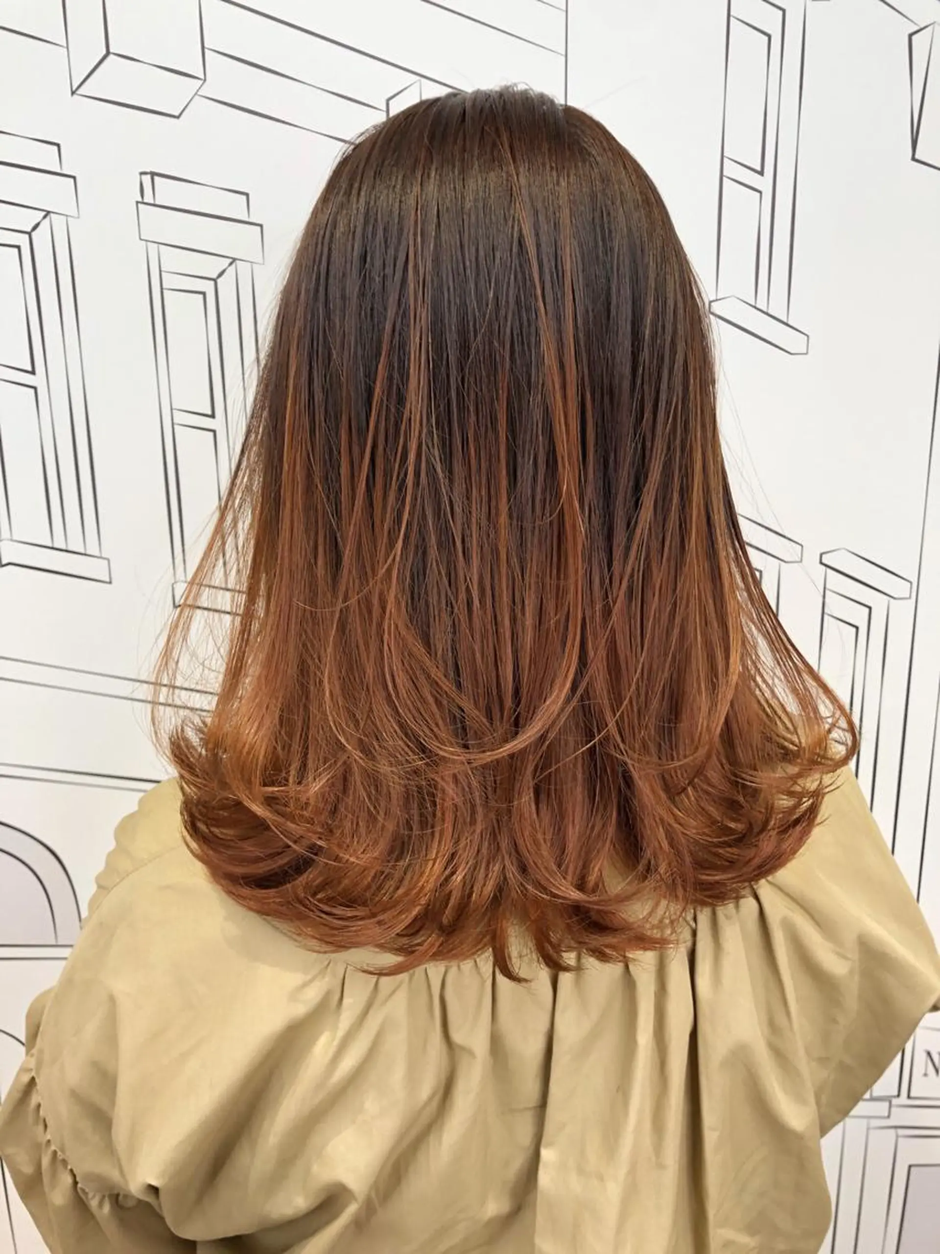 ミディアム カラー バレイヤージュ オレンジ レイヤーカット レイヤー⭐️カラー ⭐️平川雅史のヘアスタイル